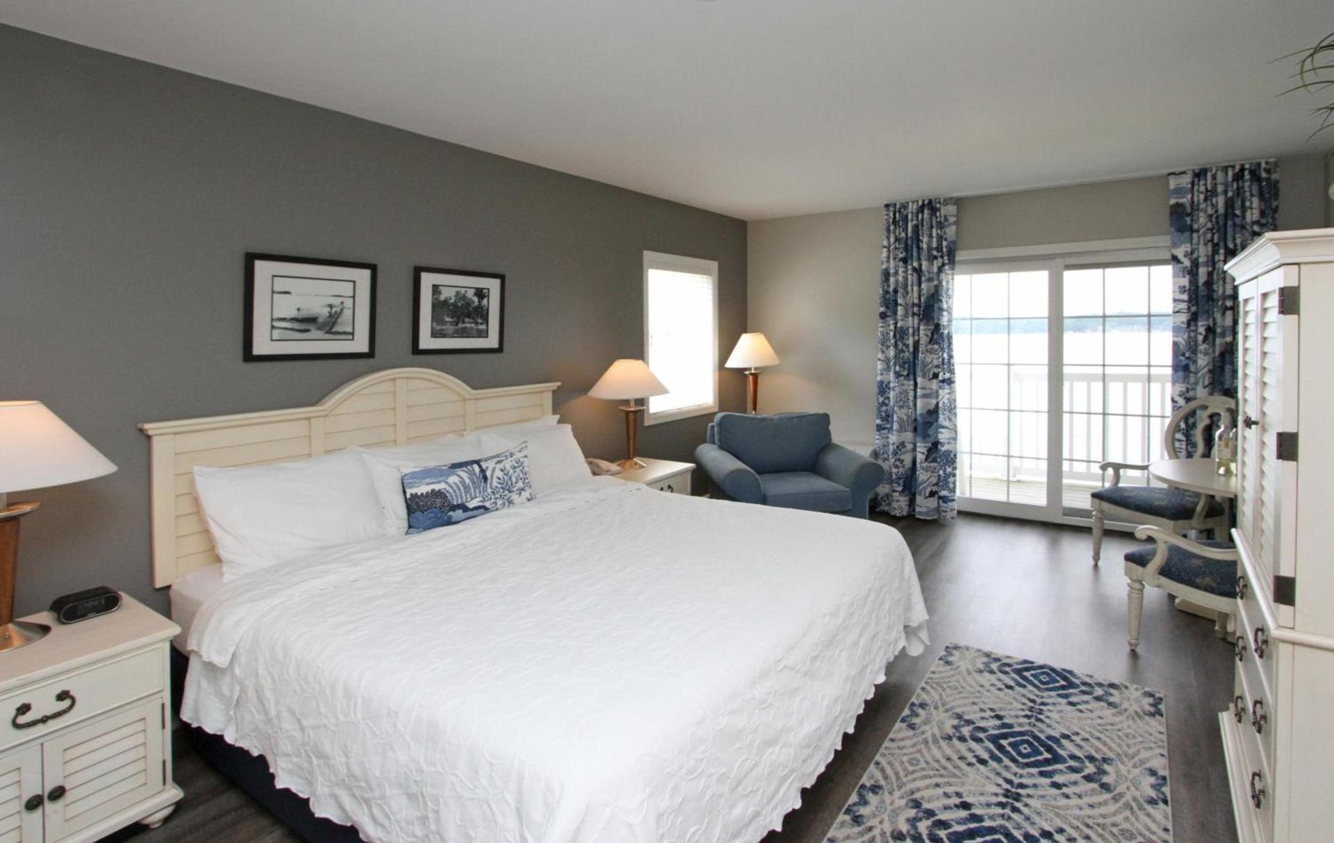 Bay Pointe Inn photo 7