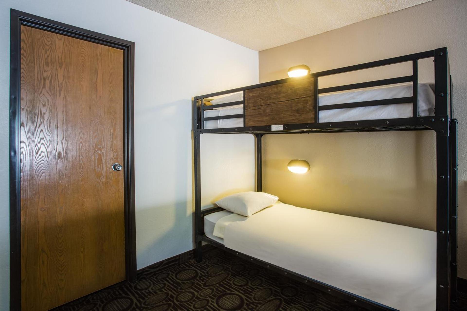 Super 8 by Wyndham Flagstaff photo 8