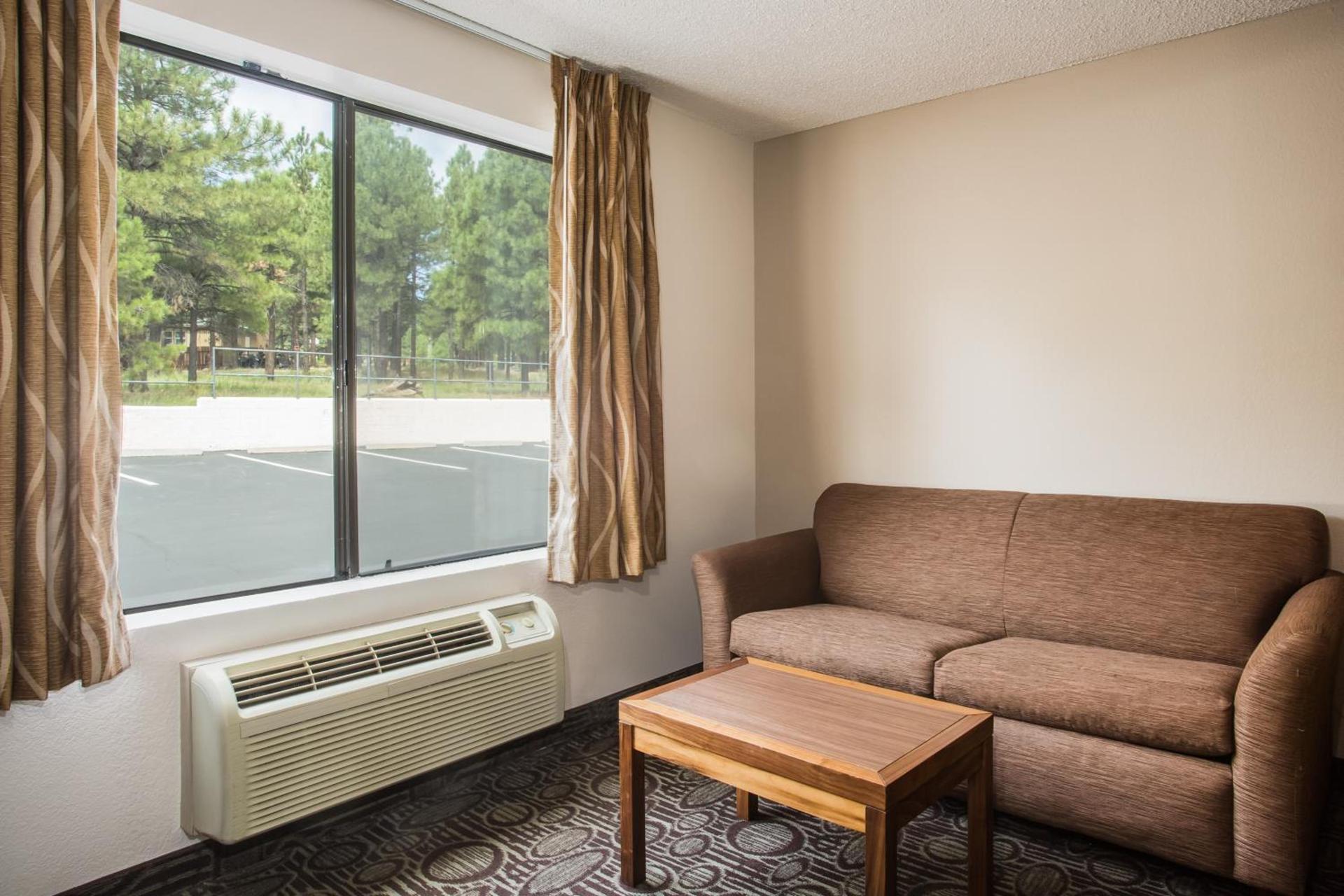 Super 8 by Wyndham Flagstaff photo 11