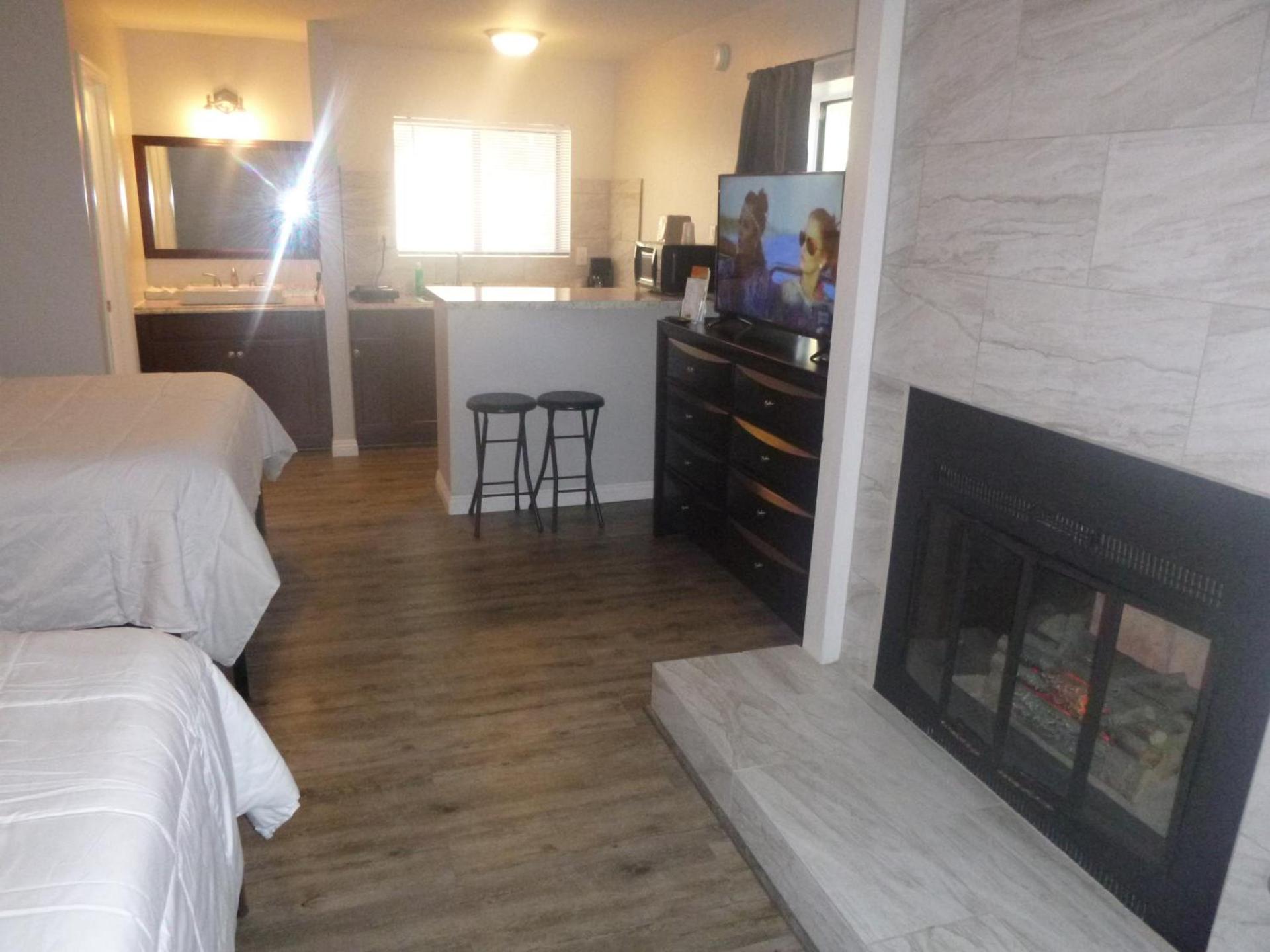 Sierra Inn photo 10