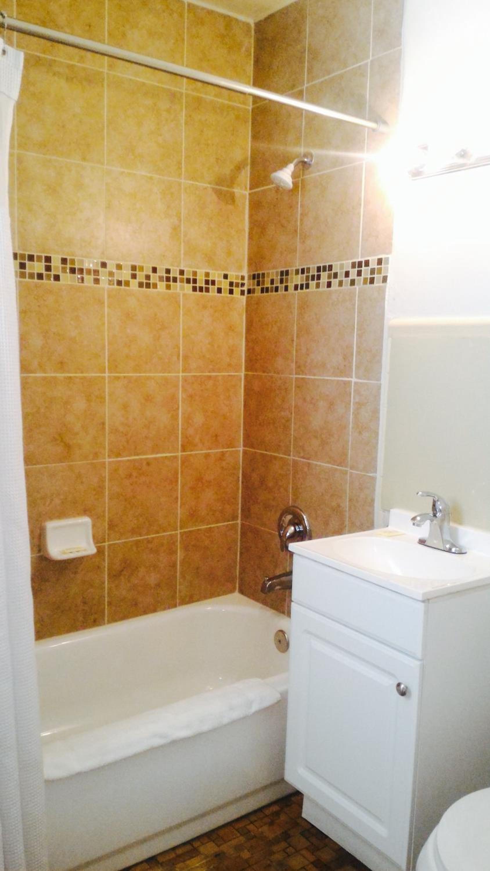 Sunset Inn- Fort Pierce, FL photo 39