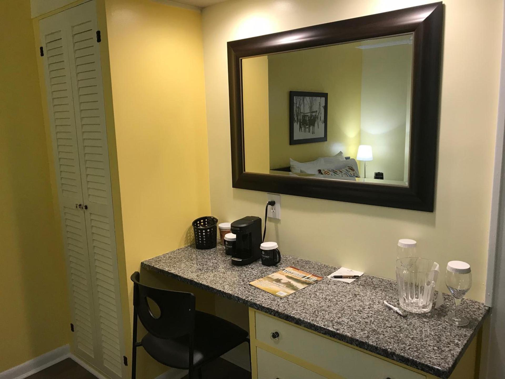 The Sherman Inn photo 31