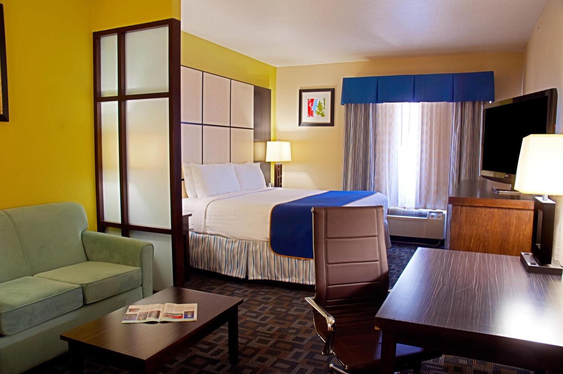 Super 8 by Wyndham Irving/DFW Apt/North photo 5