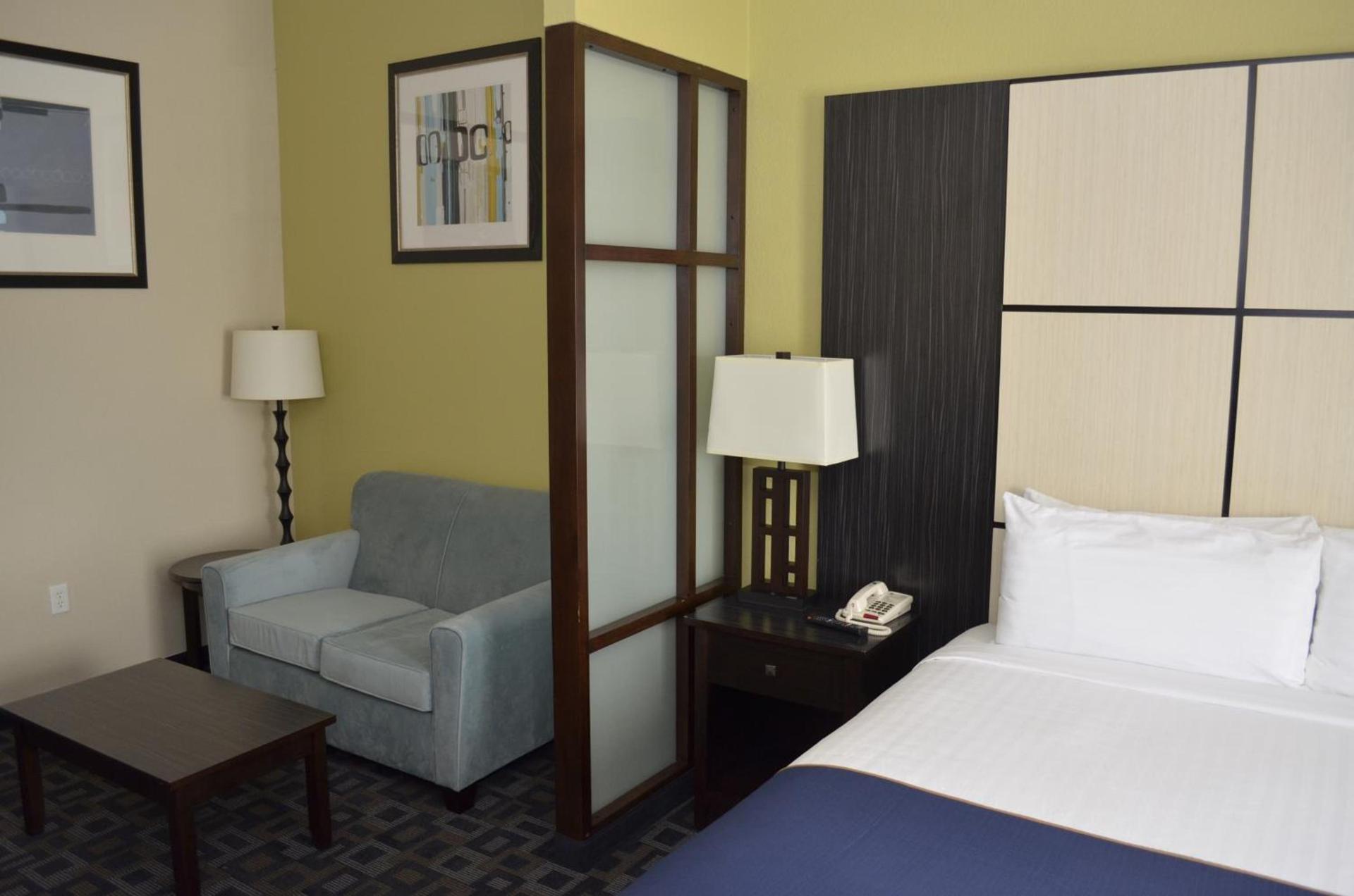 Super 8 by Wyndham Irving/DFW Apt/North photo 26