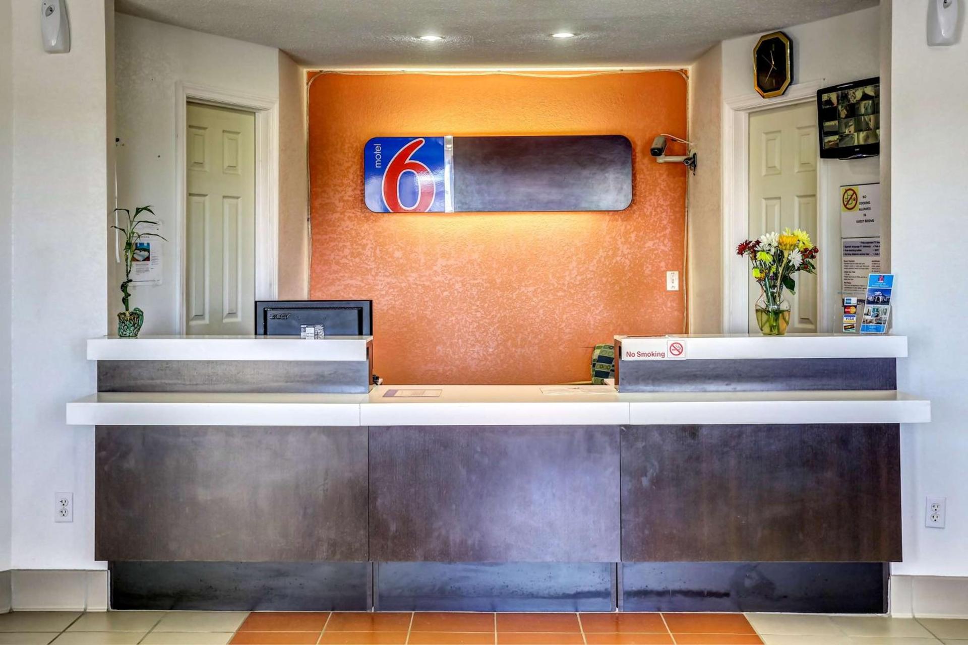 Motel 6-Dickson, TN photo 42