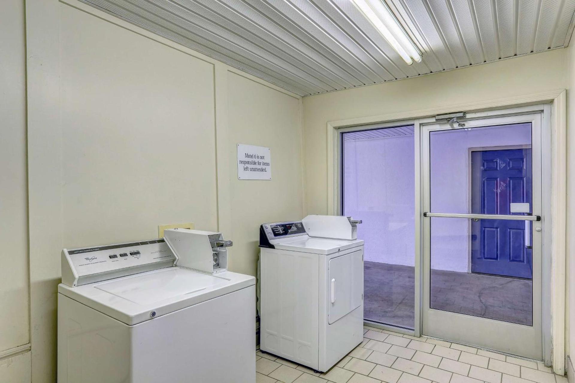 Motel 6-Dickson, TN photo 44