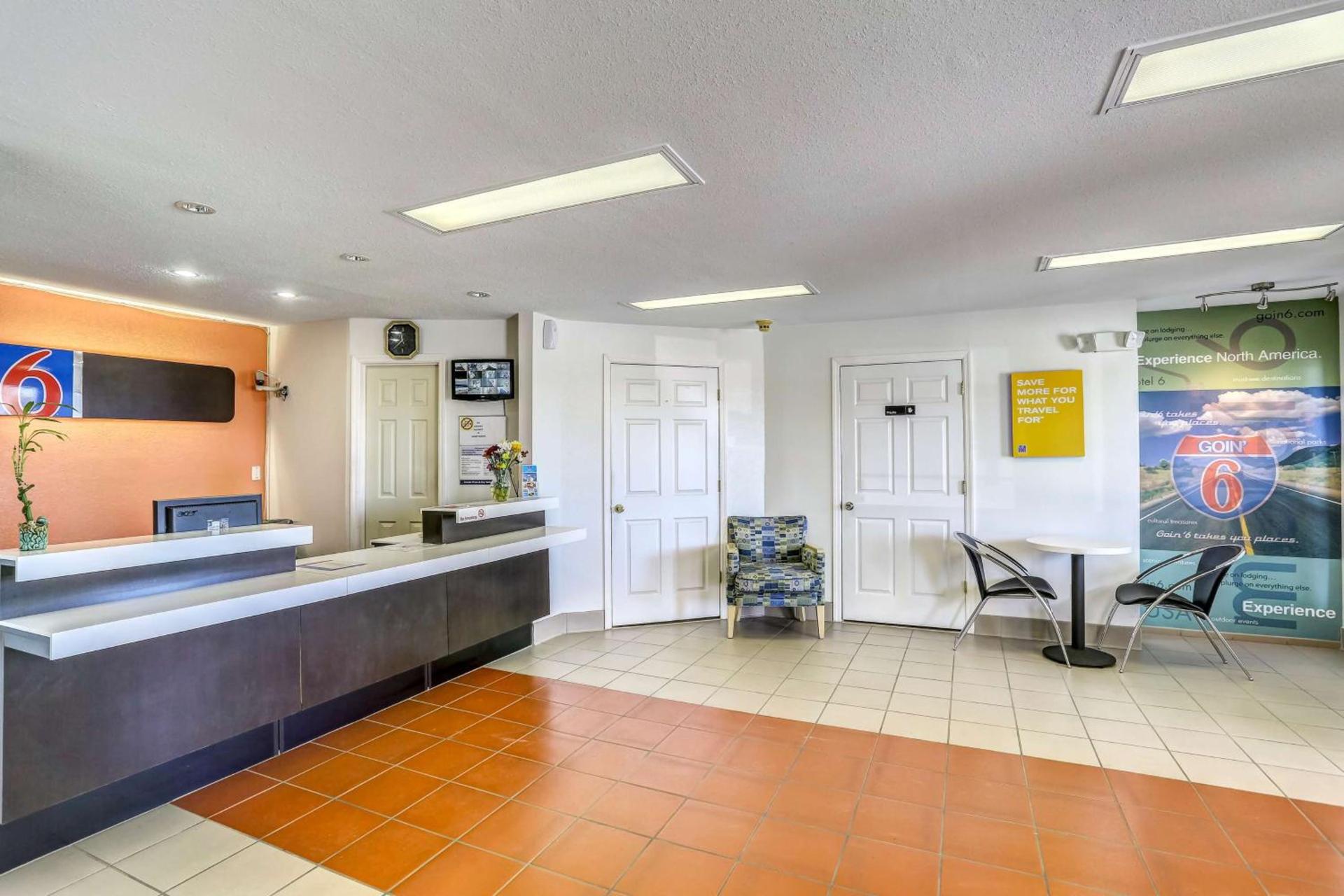 Motel 6-Dickson, TN photo 41