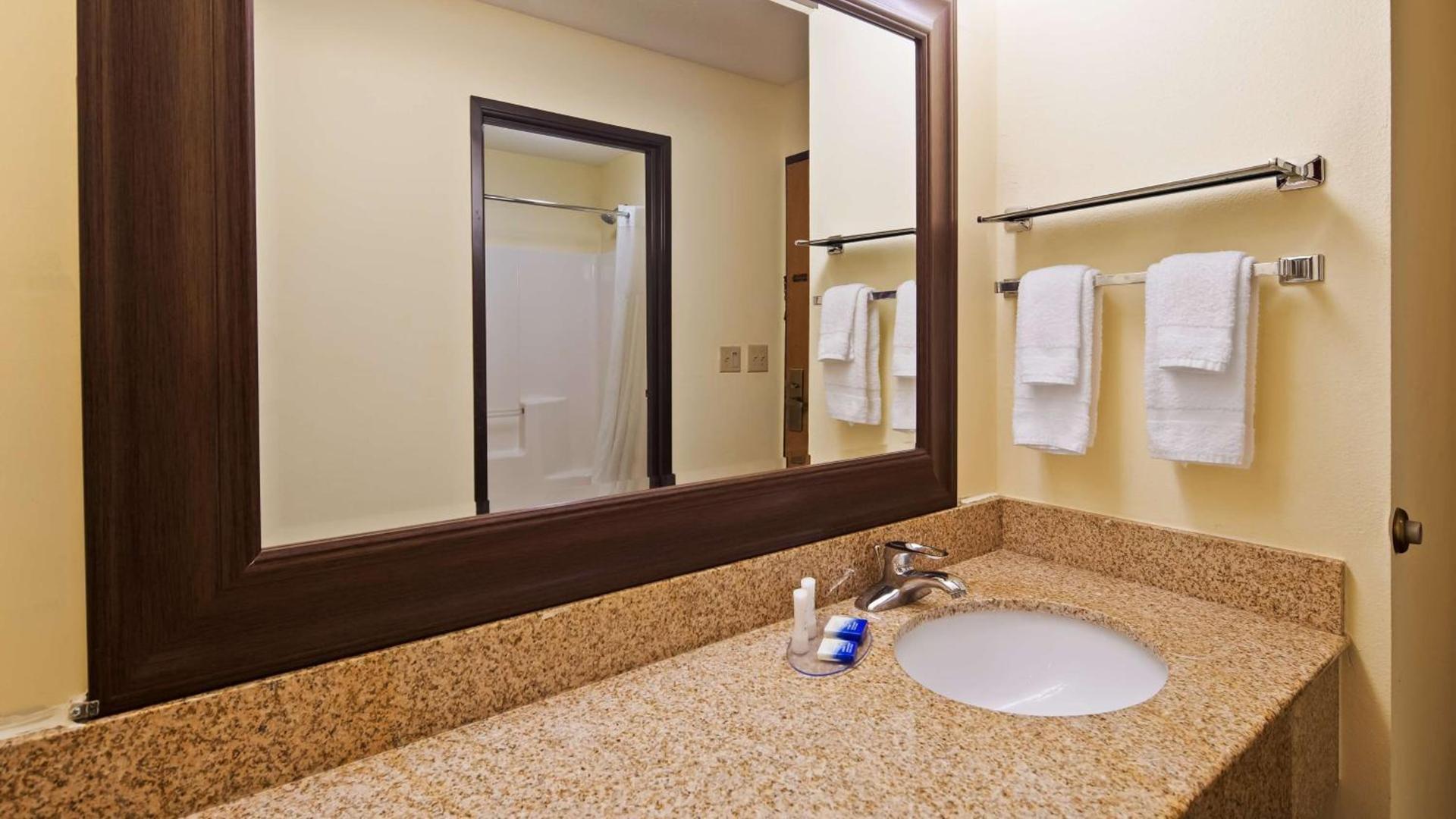 Best Western Shippensburg photo 32