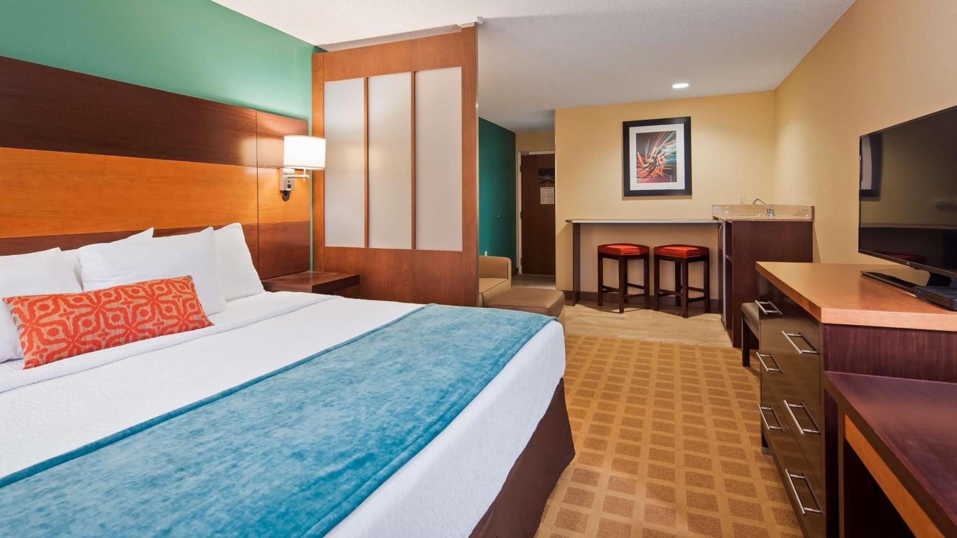 Best Western Plus Harrisburg Mechanicsburg photo 17