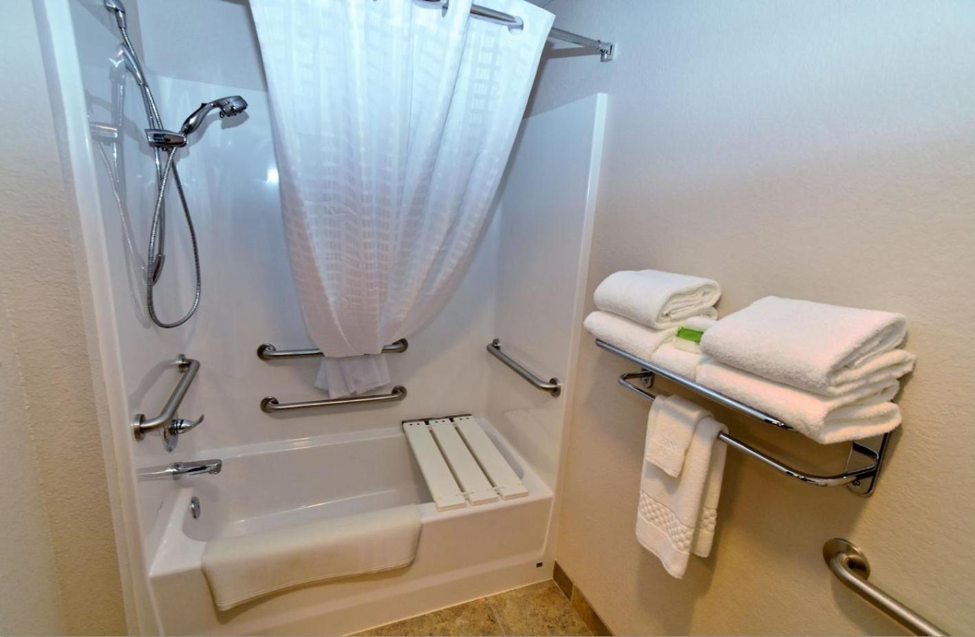 Cobblestone Inn & Suites - Monticello photo 25