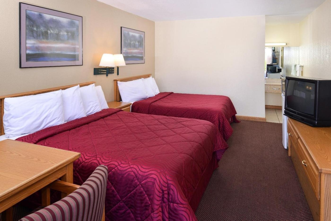 Executive Inn photo 6