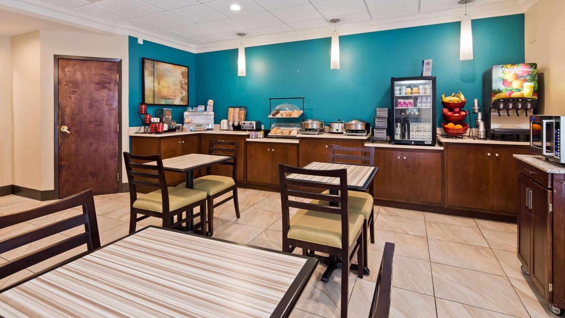 Best Western Eagles Inn photo 33