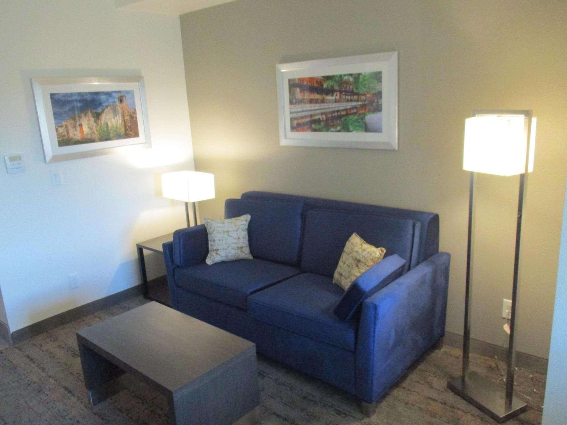 Best Western Plus Roland Inn & Suites photo 19