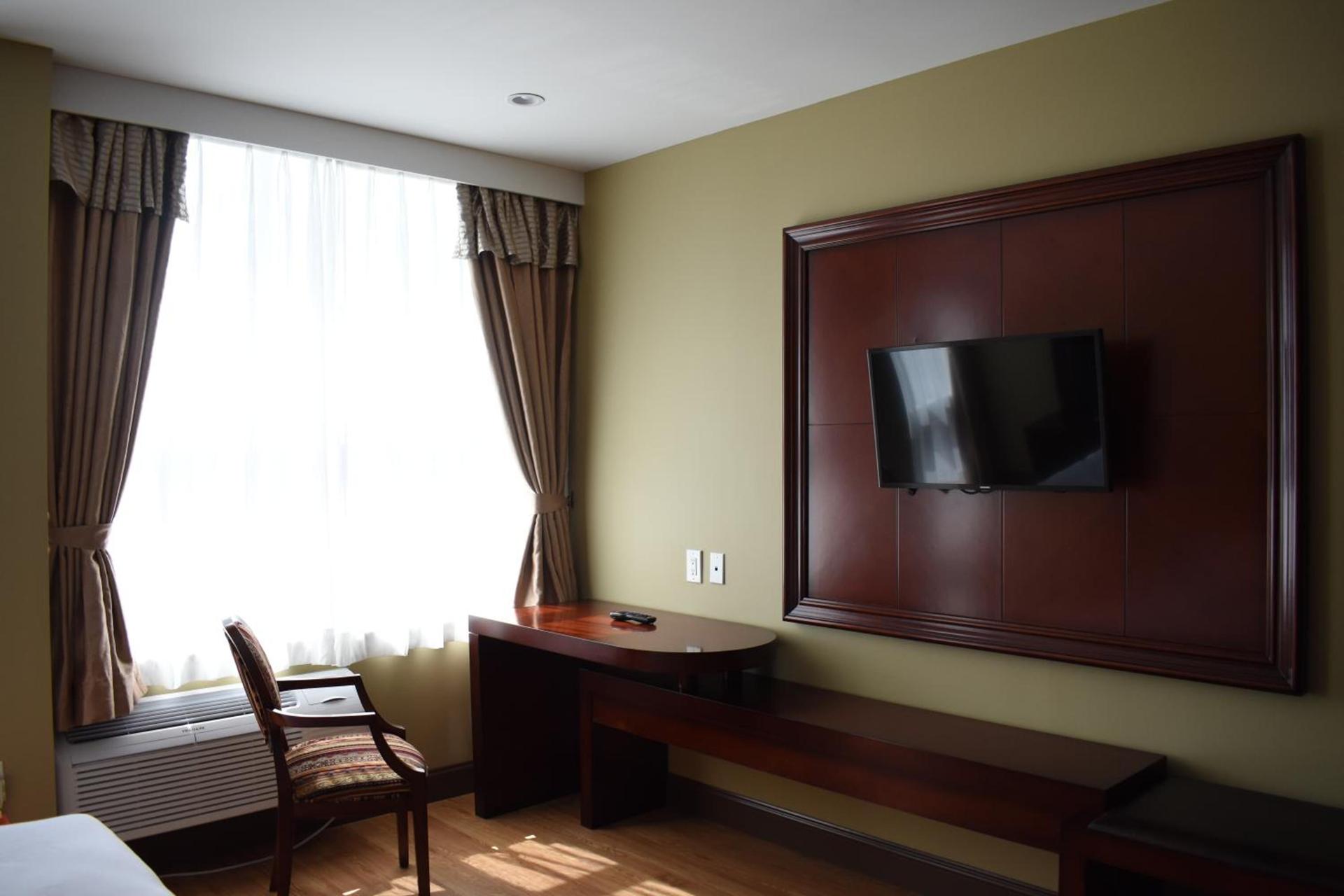 The Queens Hotel photo 21