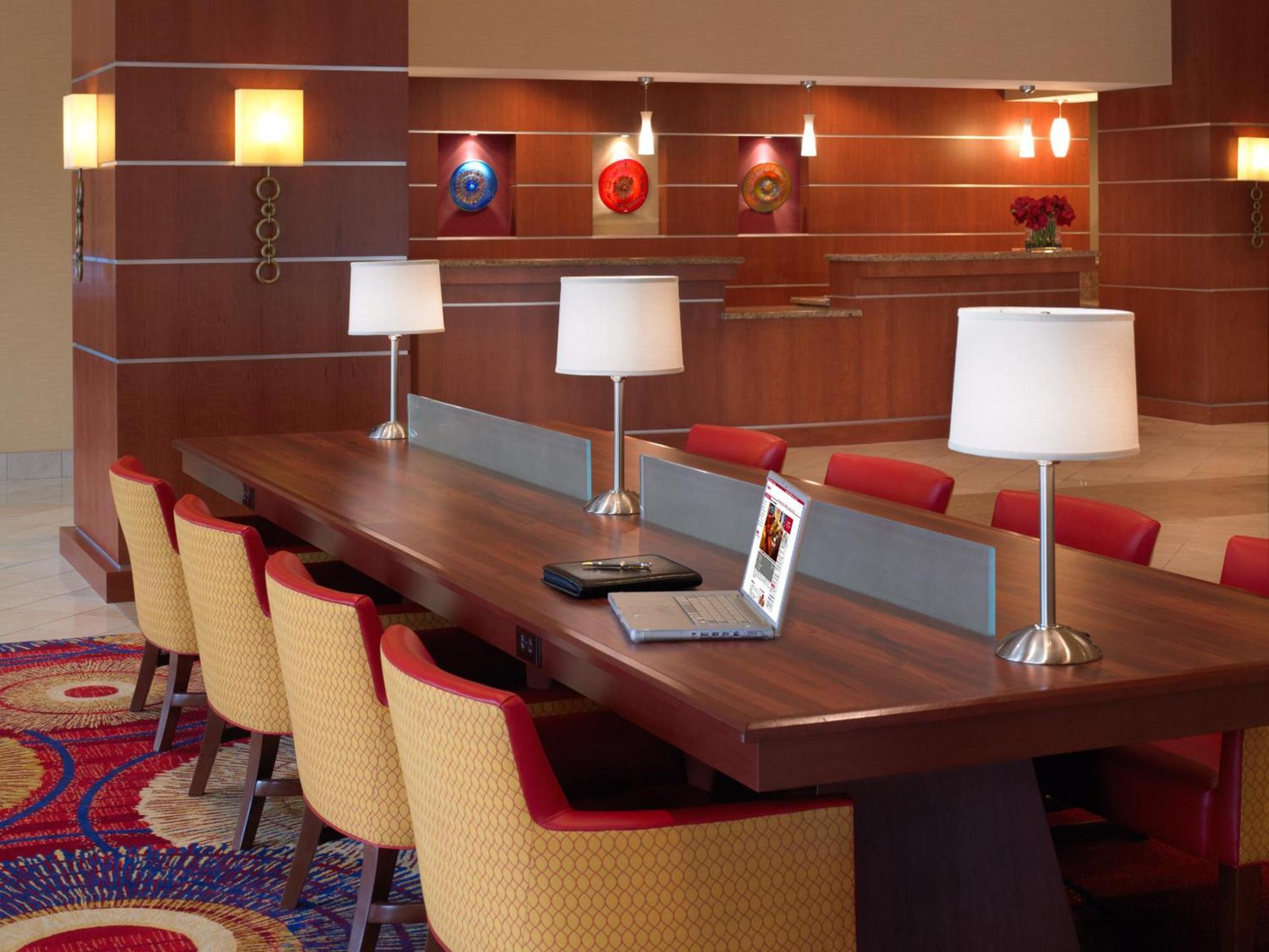 Wyndham Cleveland Airport photo 3