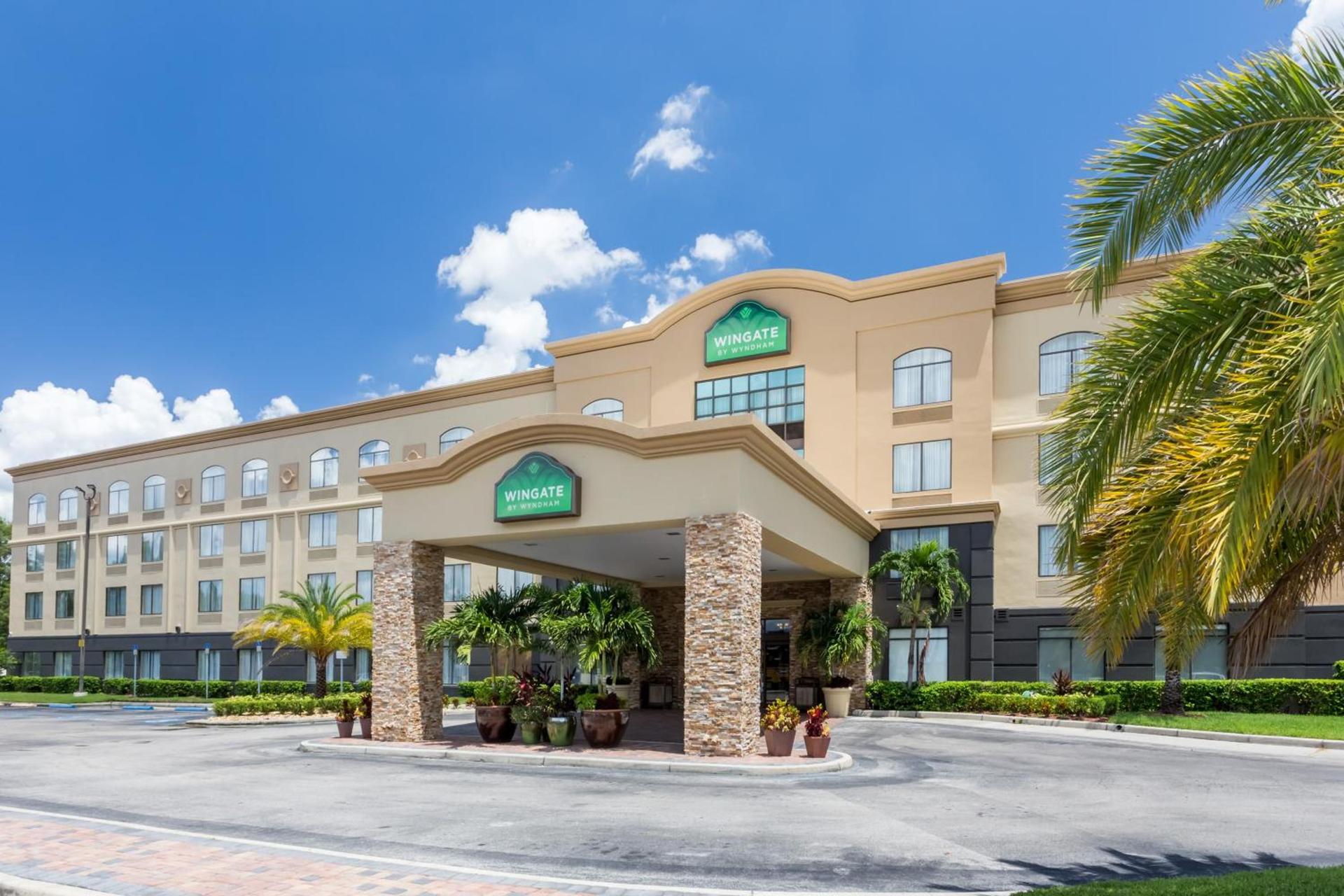 Wingate by Wyndham, Universal Studios - Free Theme Park Shuttle photo 26