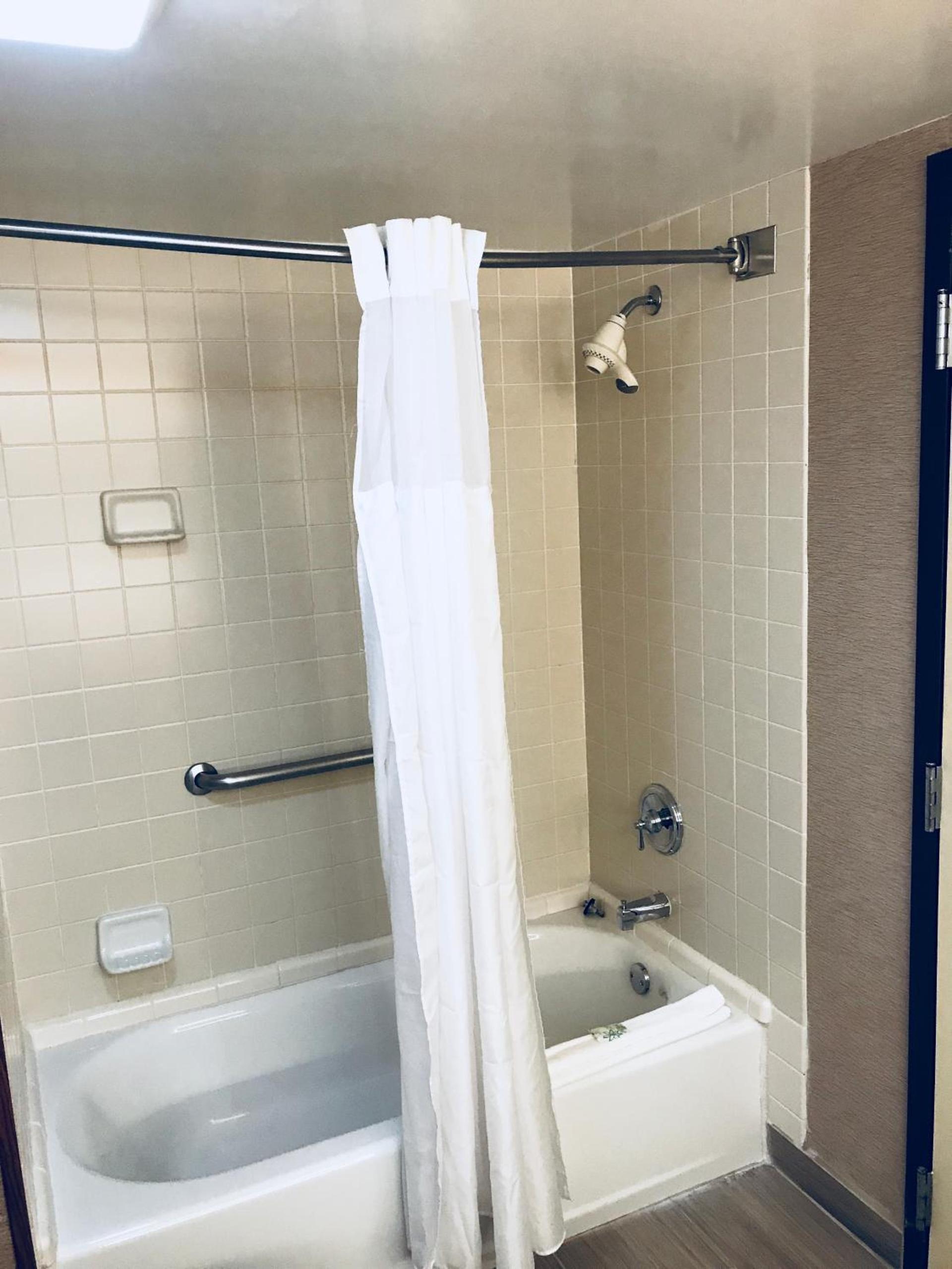 Wingate by Wyndham, Universal Studios - Free Theme Park Shuttle photo 47