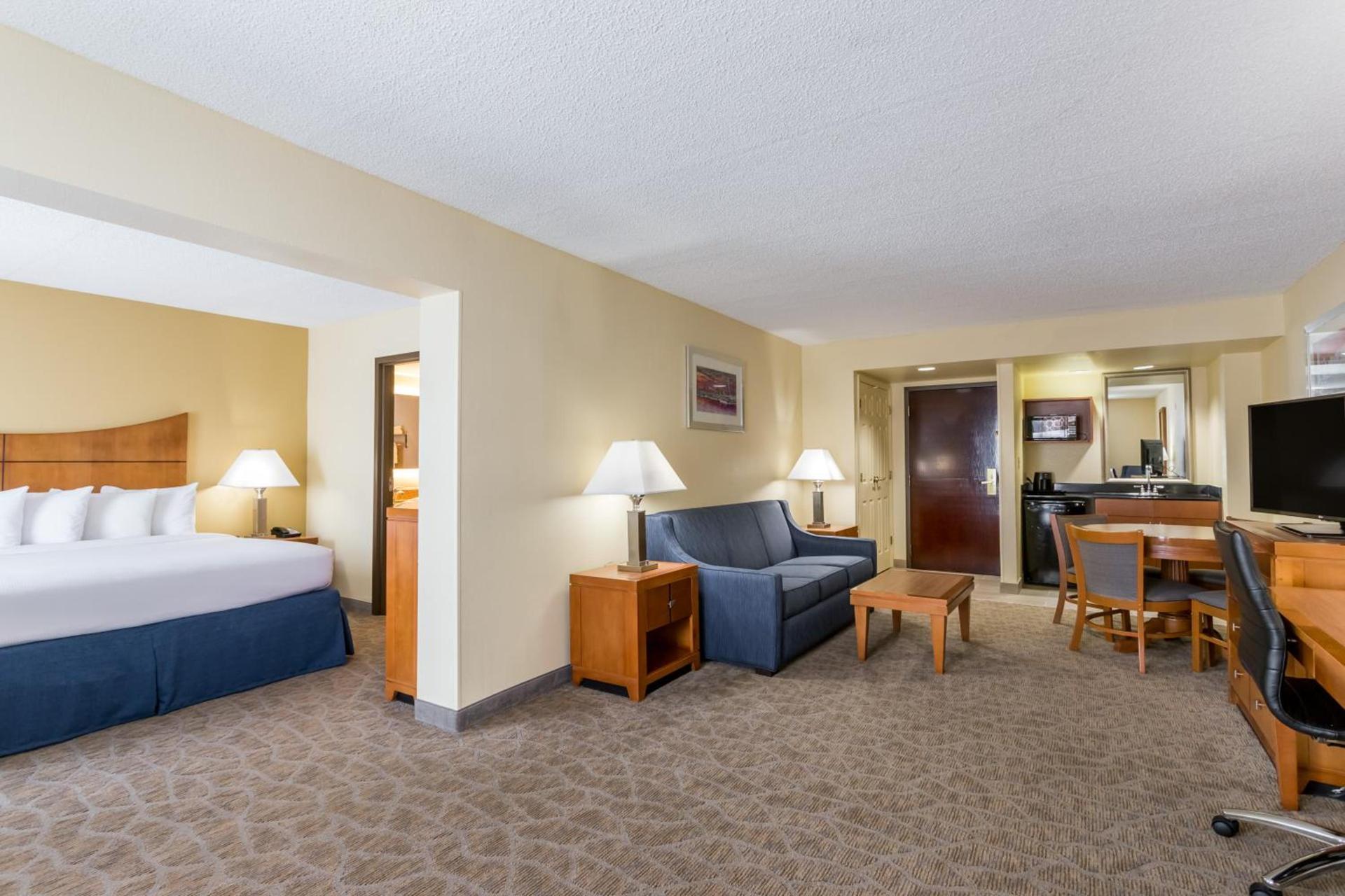 Wingate by Wyndham, Universal Studios - Free Theme Park Shuttle photo 43