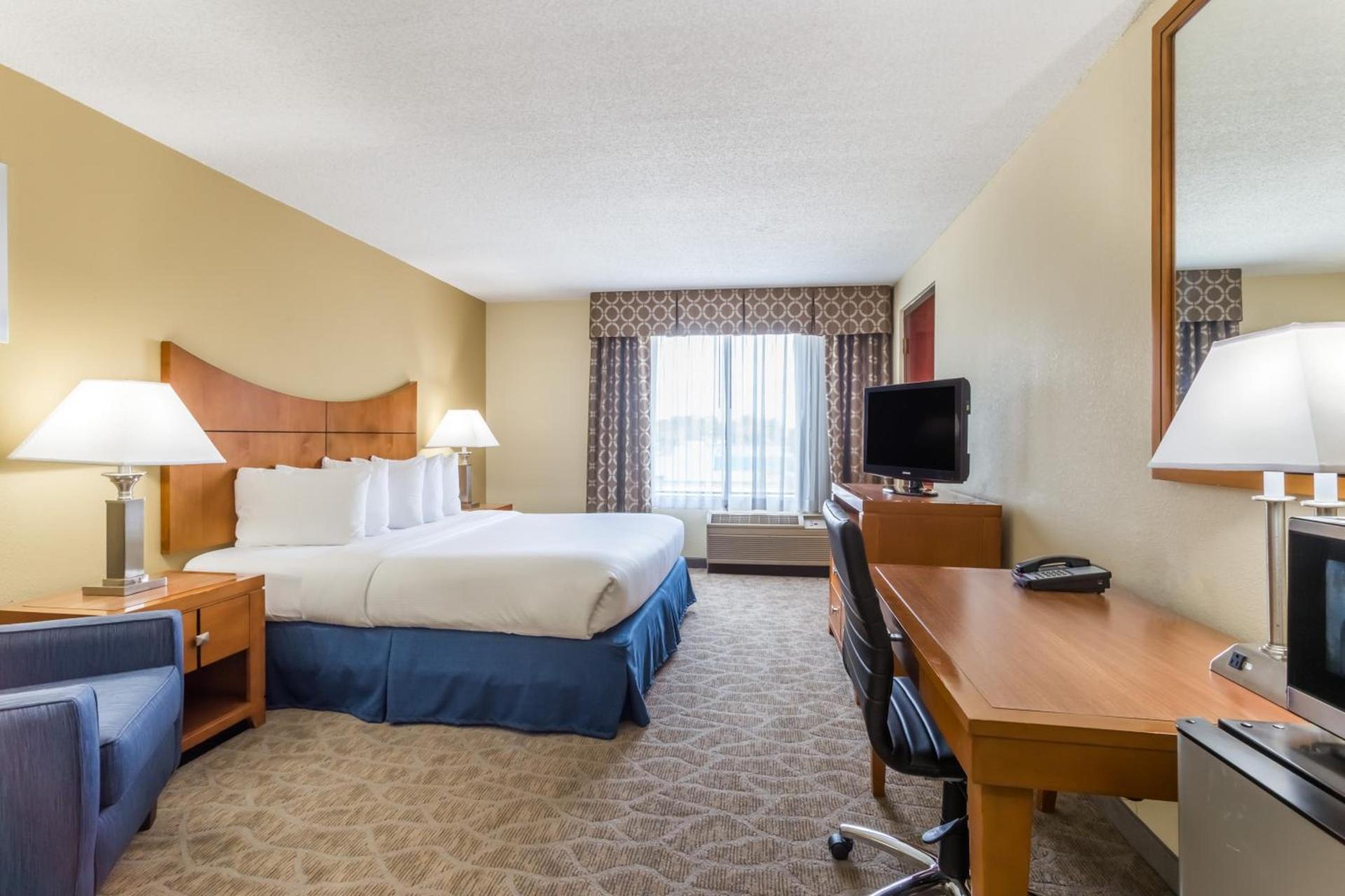 Wingate by Wyndham, Universal Studios - Free Theme Park Shuttle photo 51