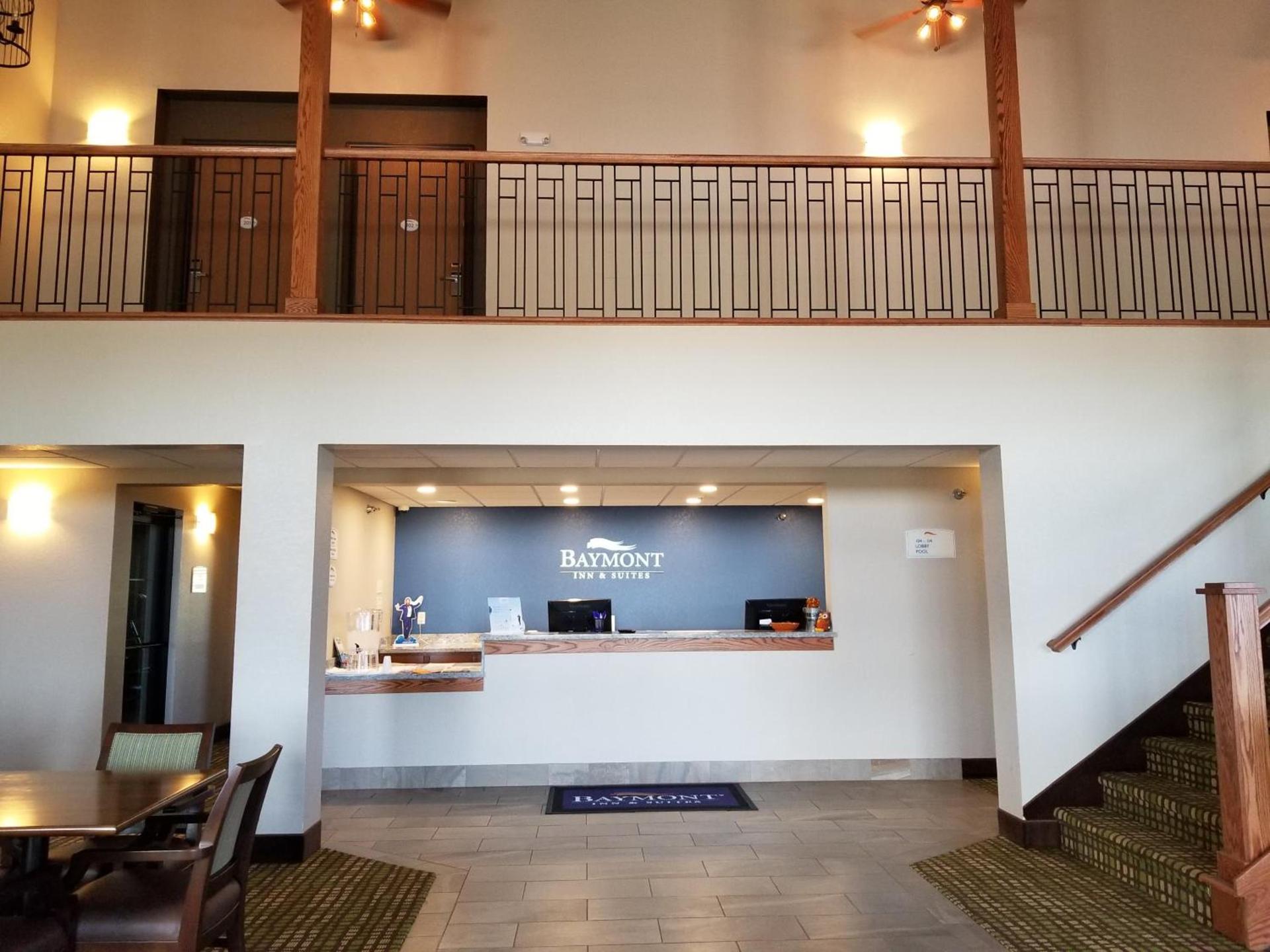 Baymont by Wyndham Oacoma photo 6