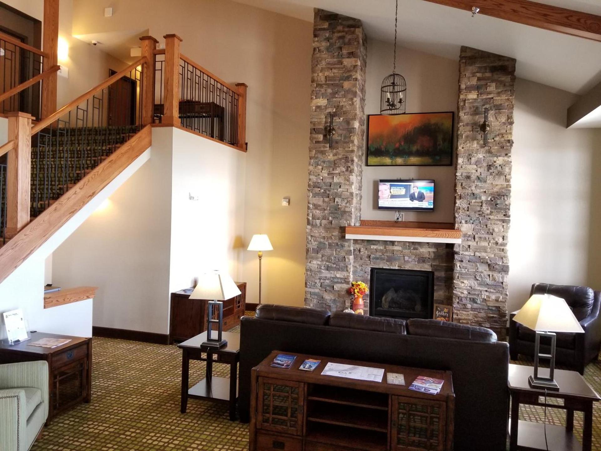 Baymont by Wyndham Oacoma photo 14