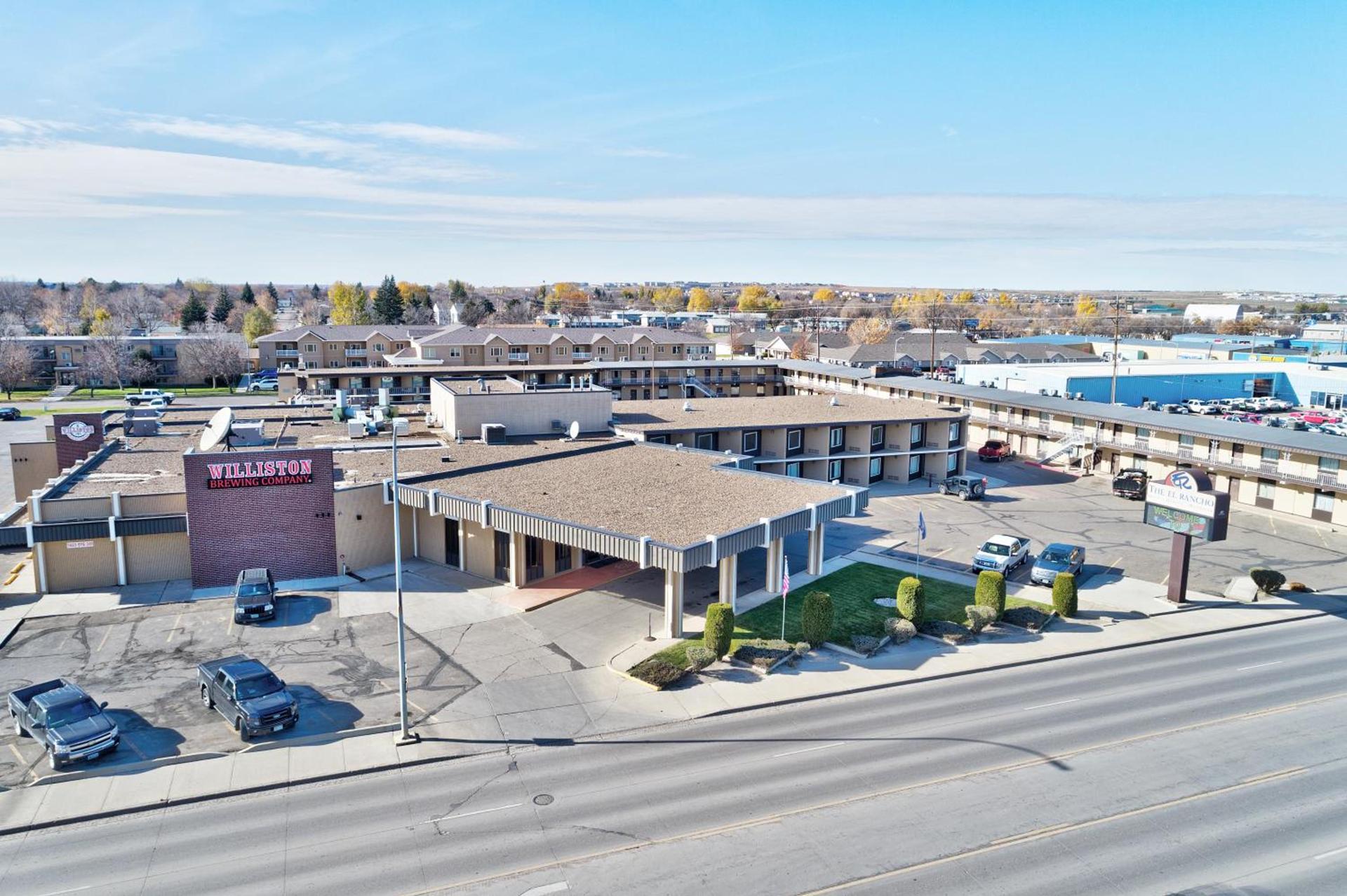 El Rancho Hotel — hotel in Williston