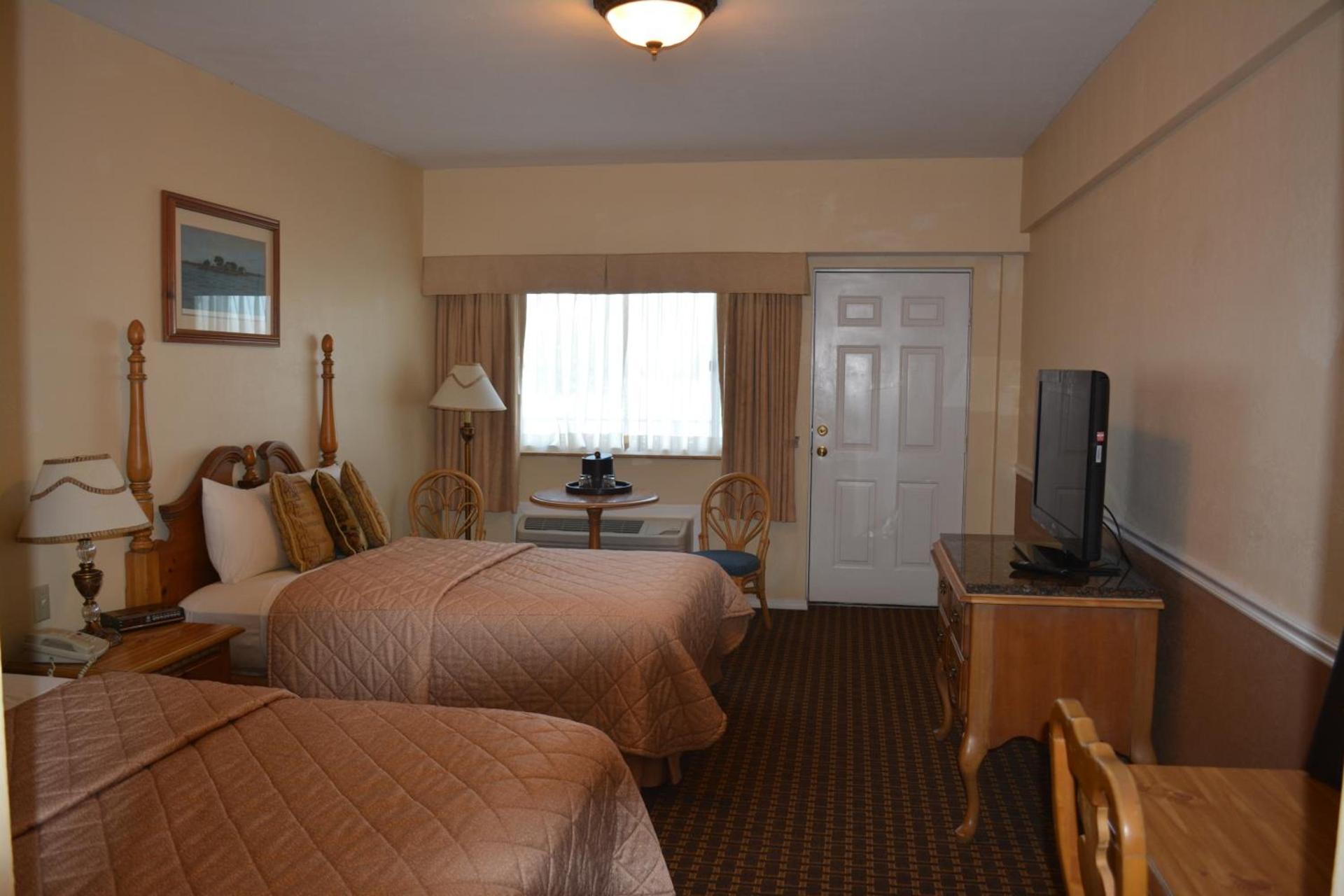 Riveredge Resort Hotel photo 32