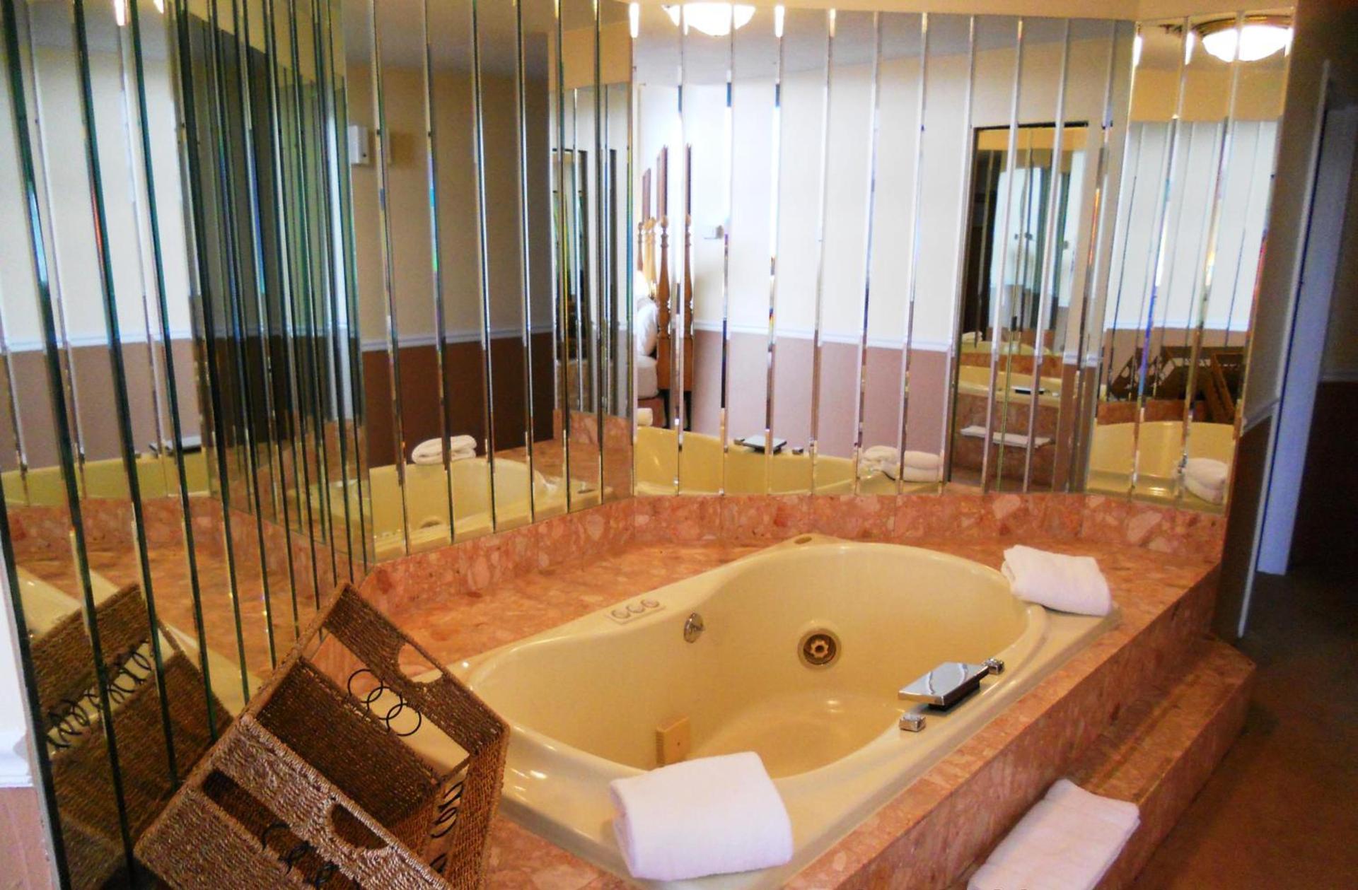 Riveredge Resort Hotel photo 28
