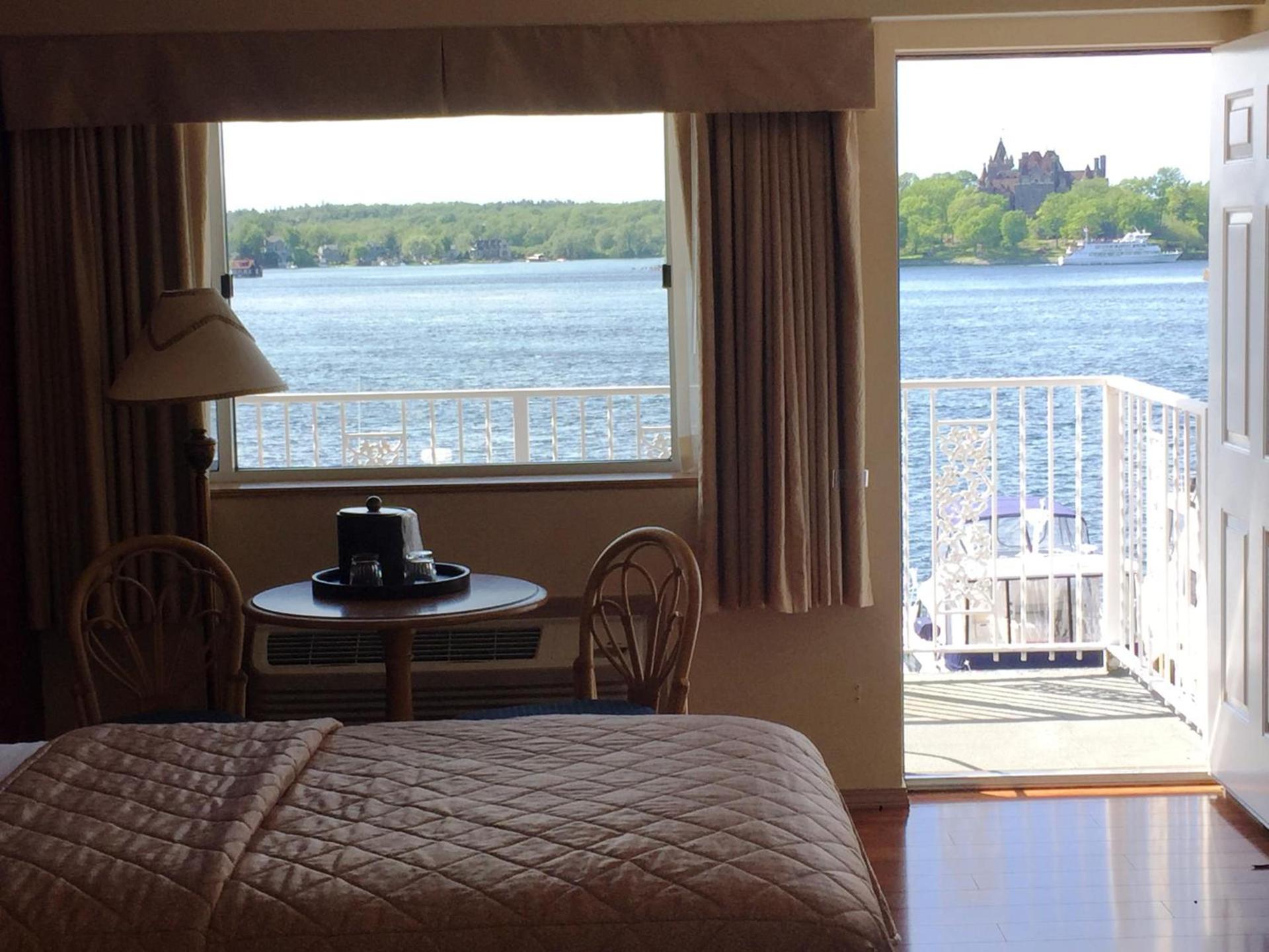 Riveredge Resort Hotel photo 25