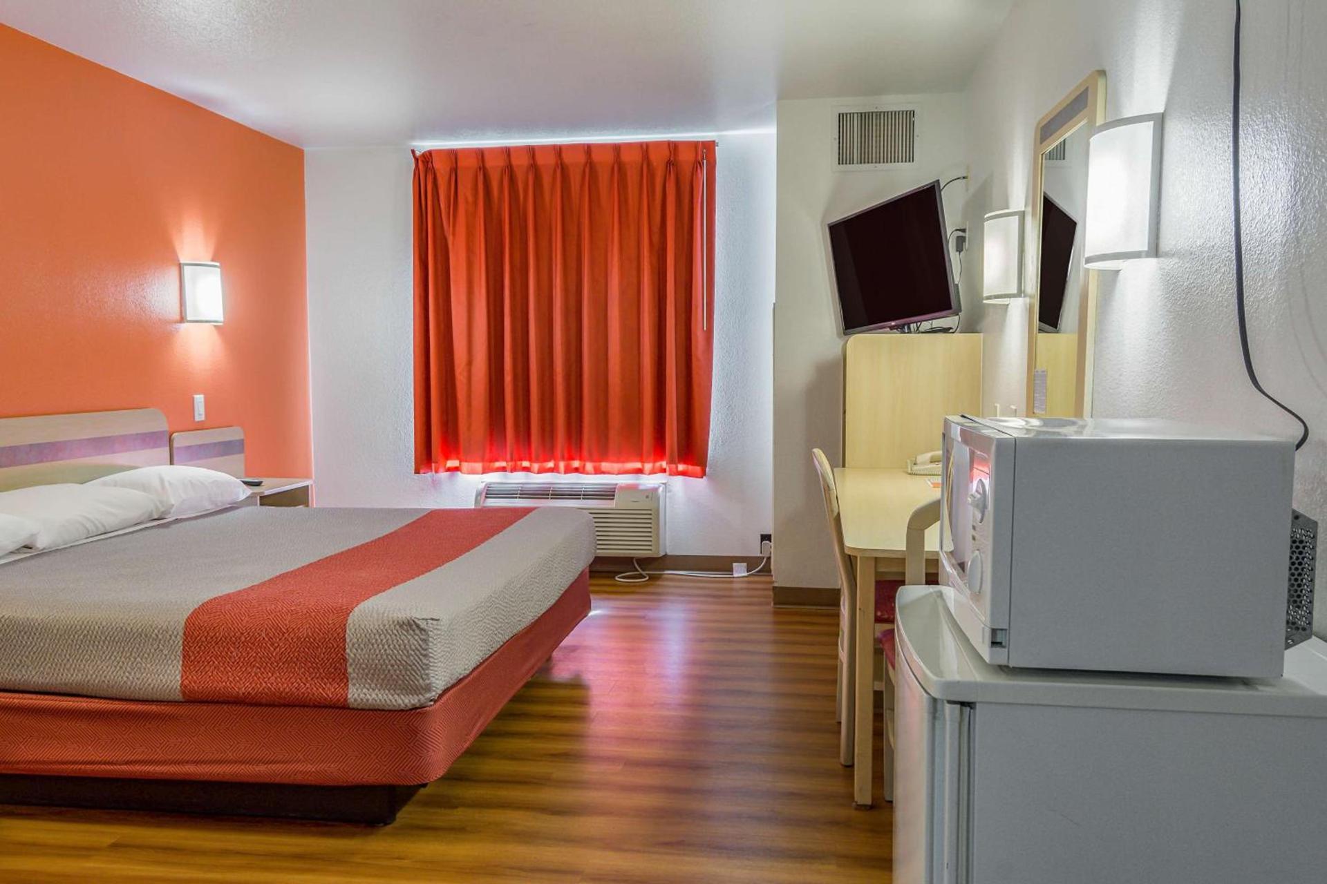 Motel 6-Redmond, OR photo 12