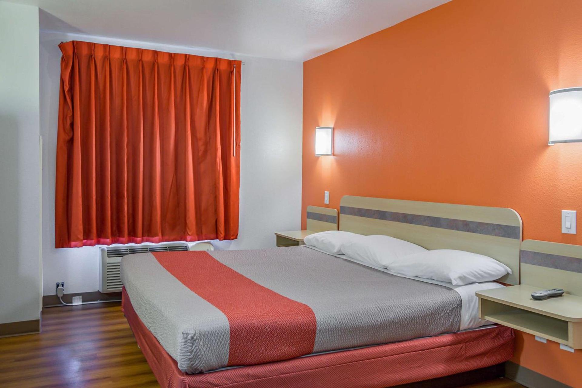 Motel 6-Redmond, OR photo 13