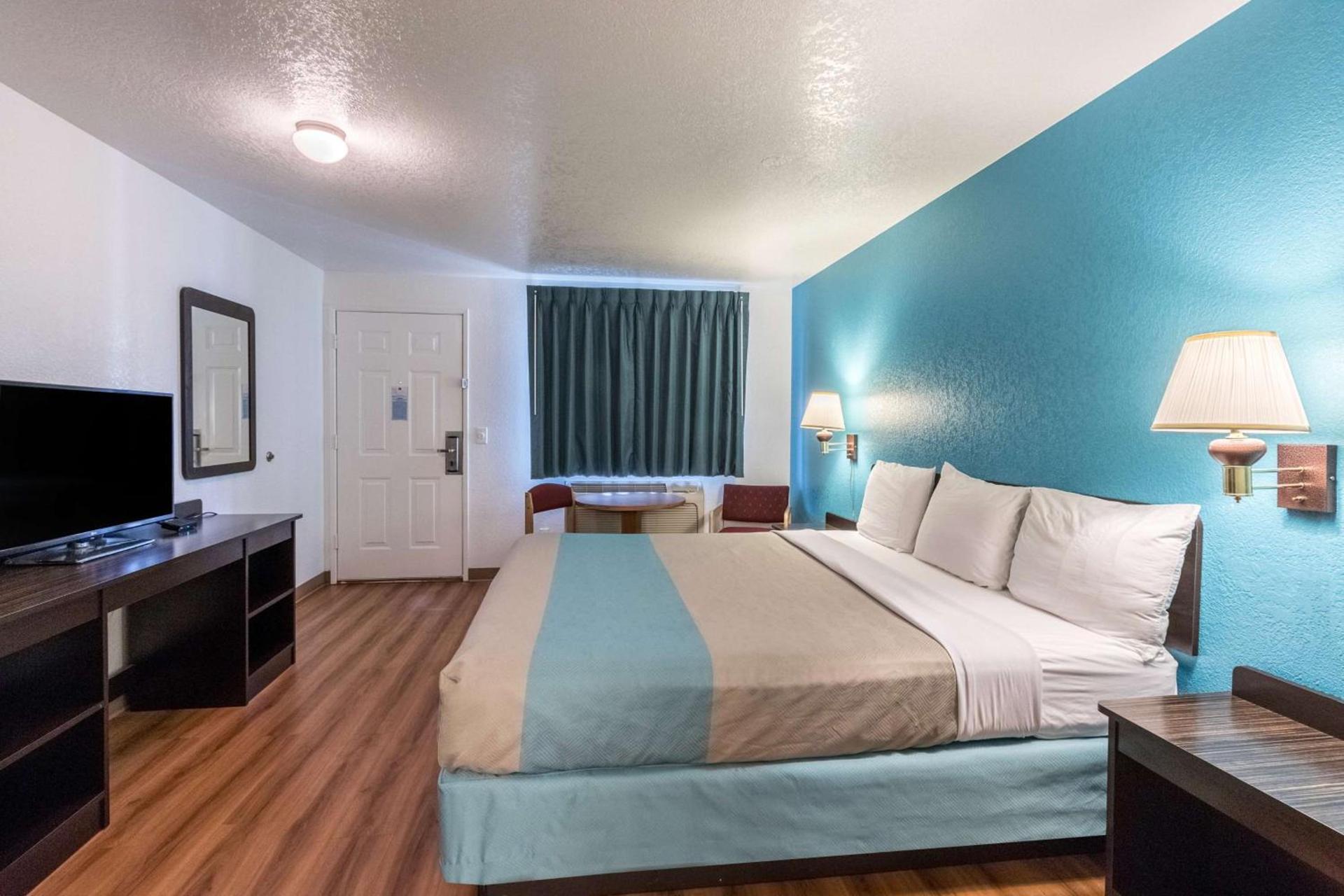 Motel 6-Astoria, OR photo 11