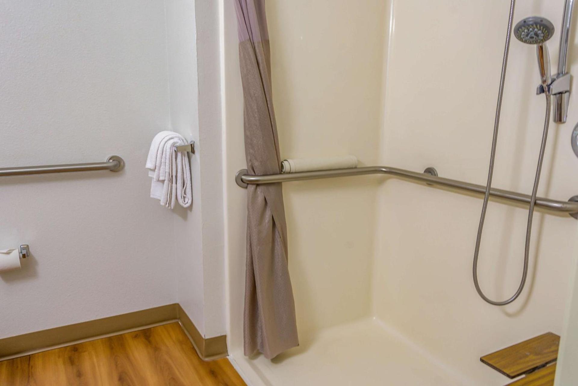 Motel 6-Redmond, OR photo 17