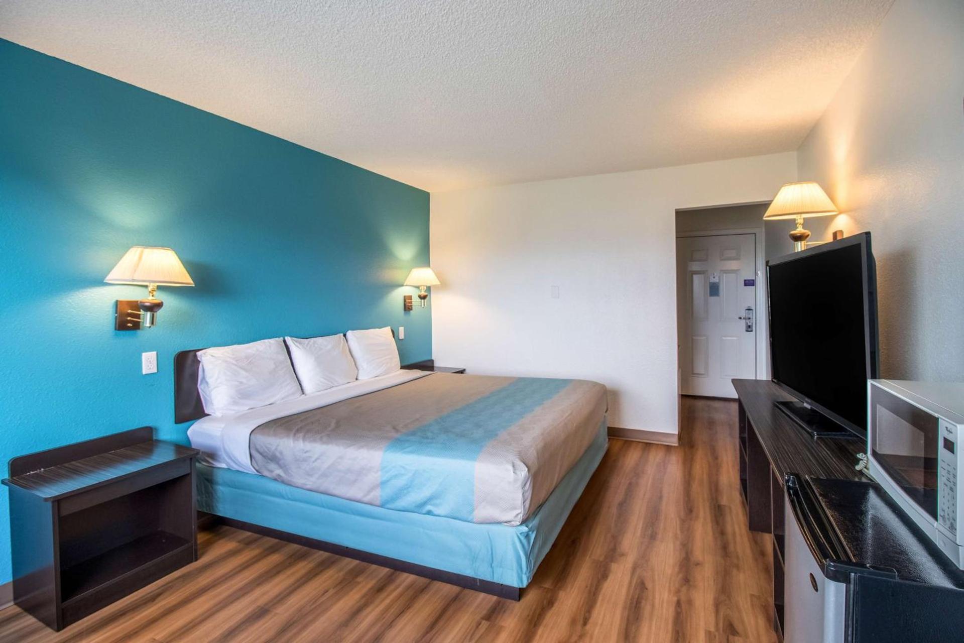 Motel 6-Astoria, OR photo 13
