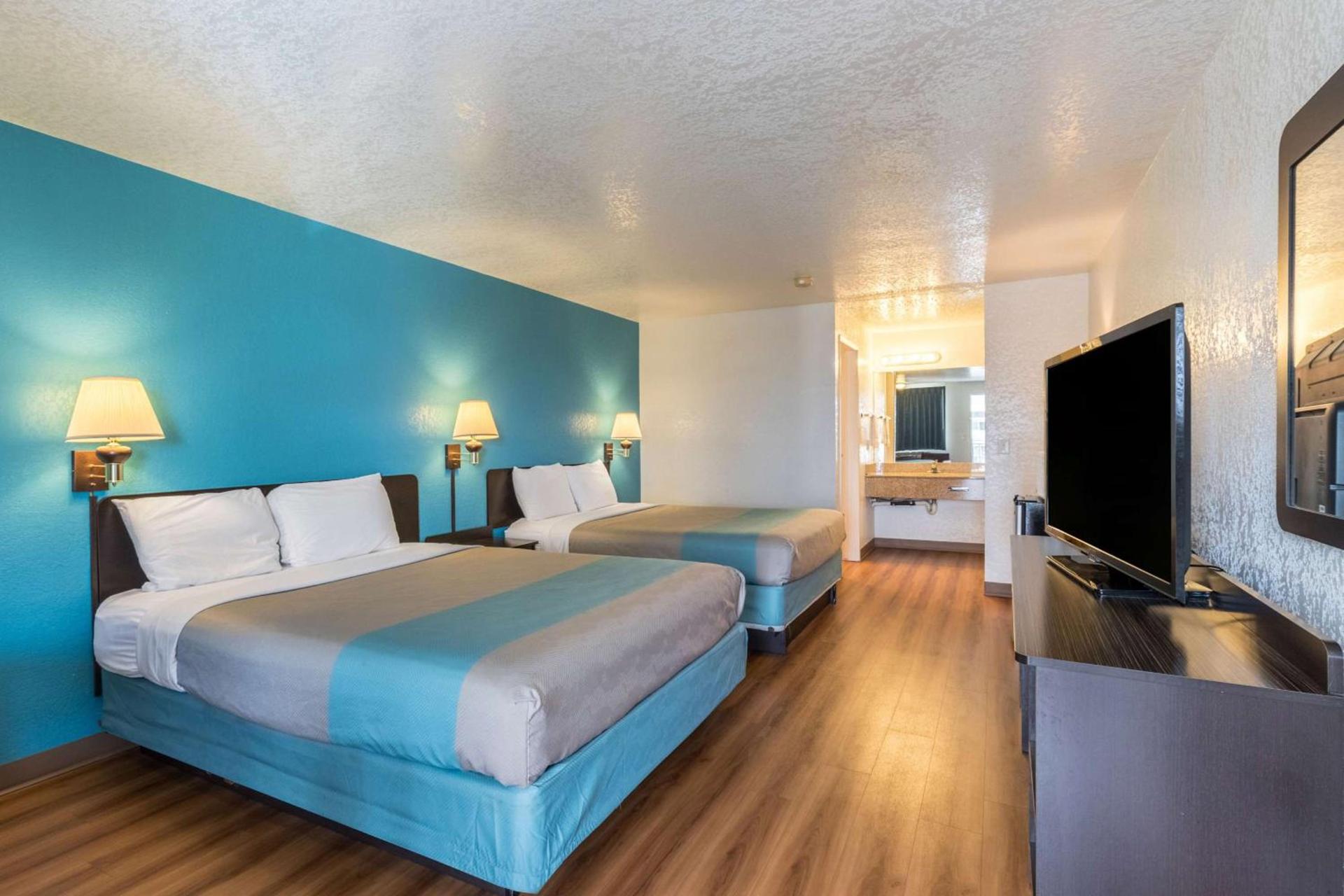 Motel 6-Astoria, OR photo 9