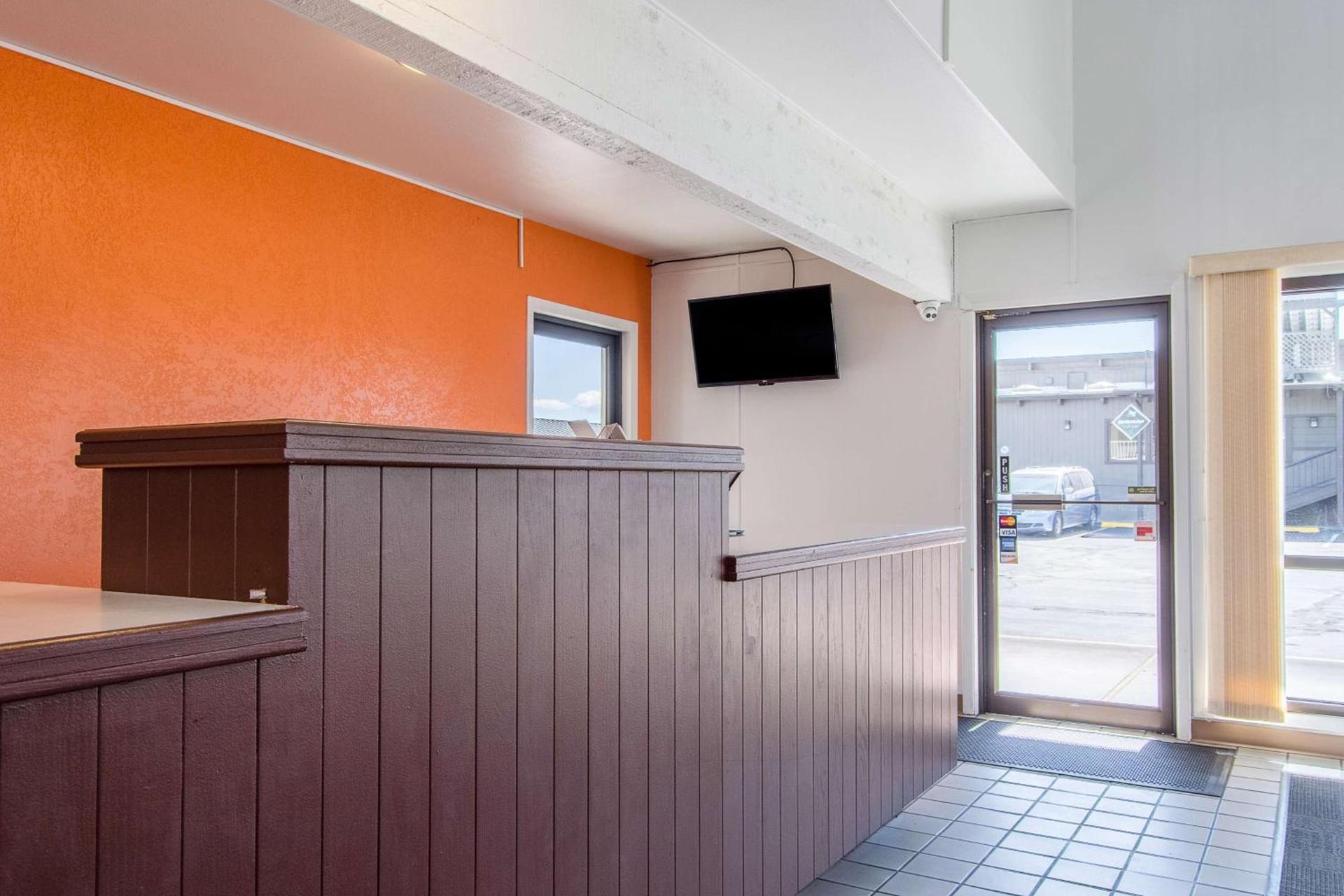 Motel 6-Madras, OR photo 25