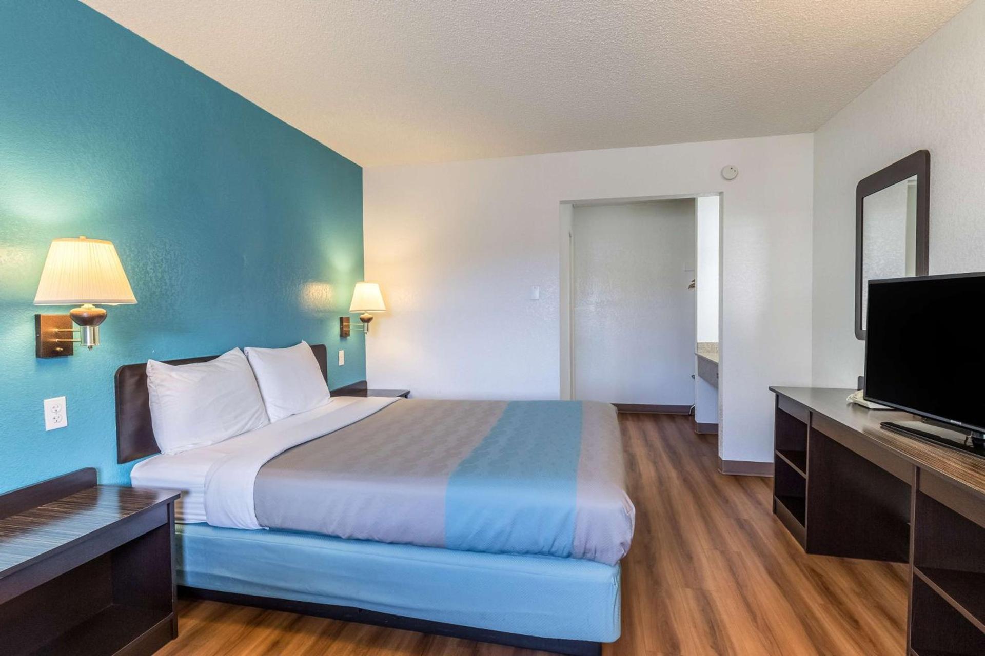 Motel 6-Astoria, OR photo 17