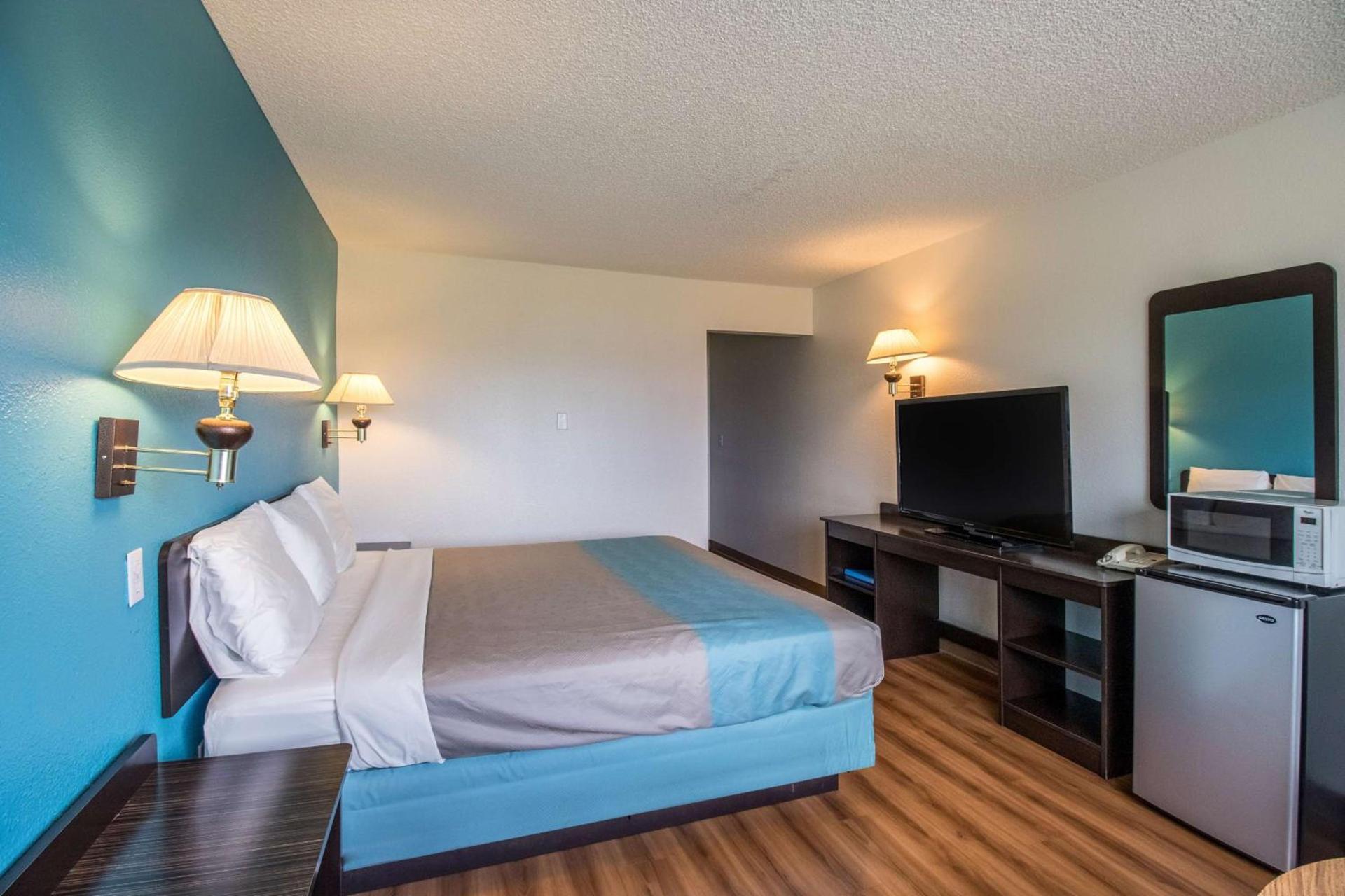 Motel 6-Astoria, OR photo 14