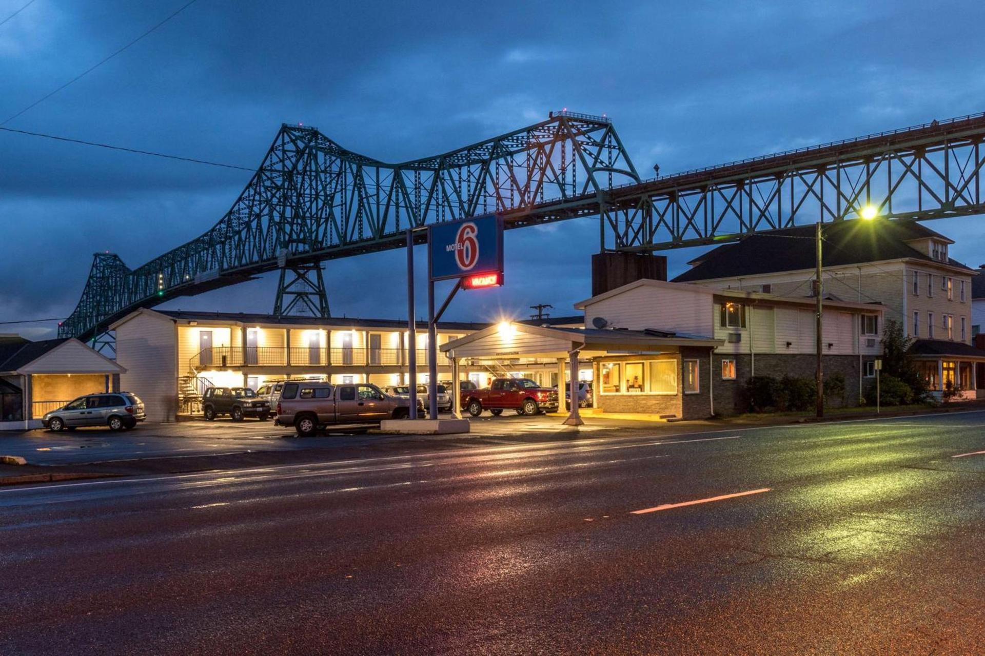 Motel 6-Astoria, OR photo 2