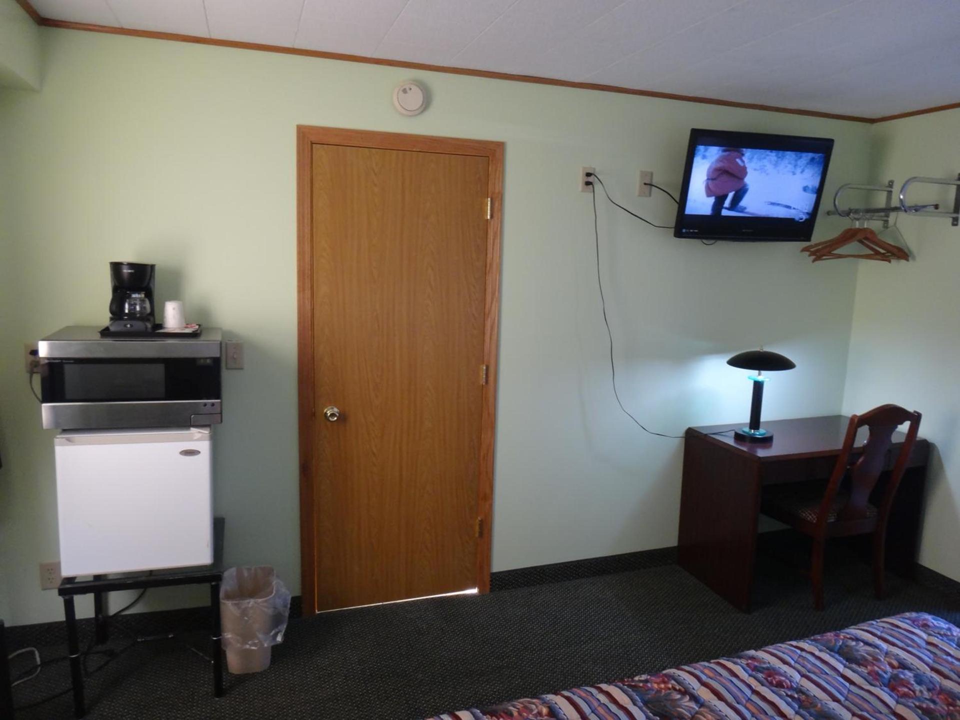 Pine Ridge Motel photo 45