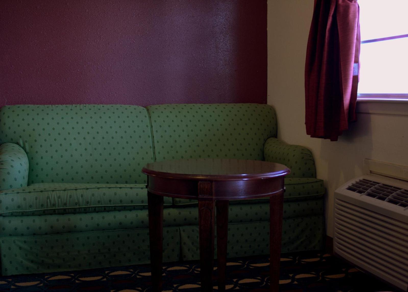 Somerville Inn and Suites photo 9