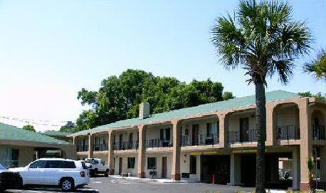 Americas Best Value Inn-Savannah photo 1