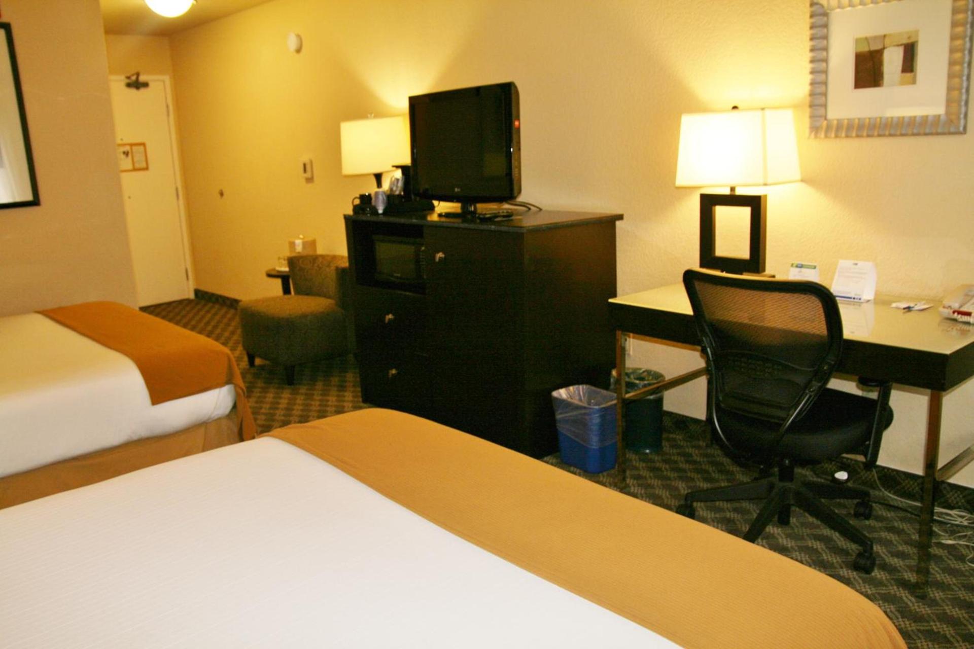 Holiday Inn Express Union City San Jose by IHG photo 8