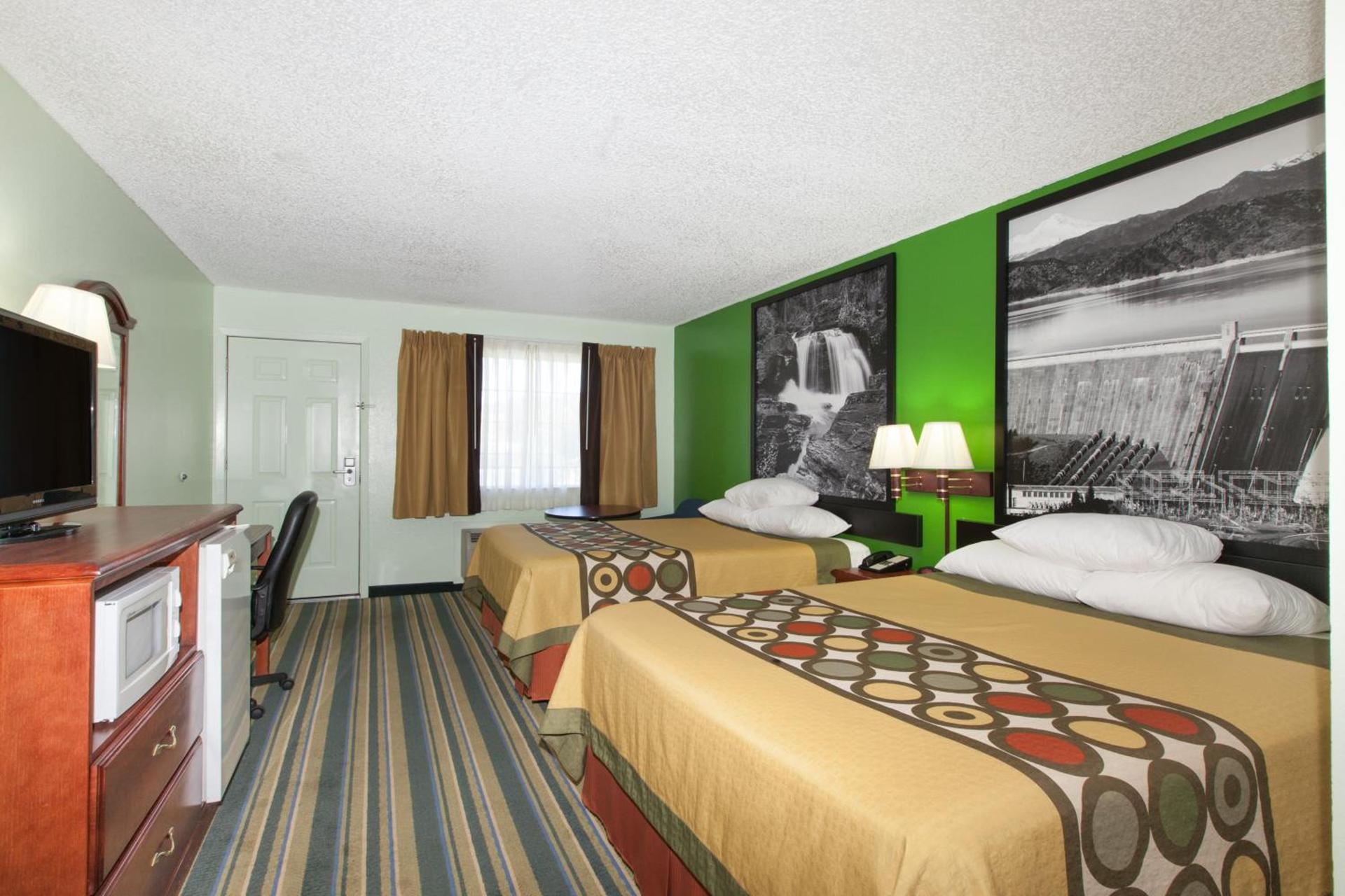 Super 8 by Wyndham Yreka photo 24