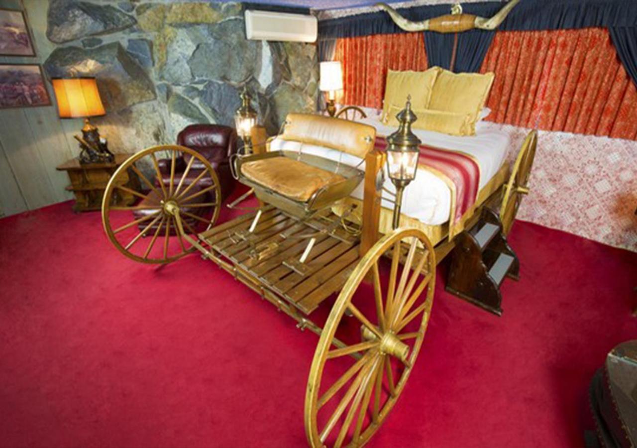 Madonna Inn photo 18