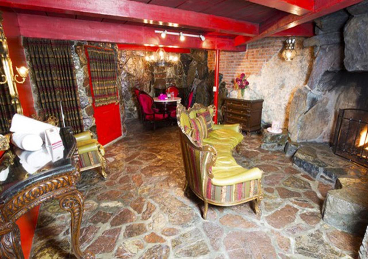 Madonna Inn photo 21