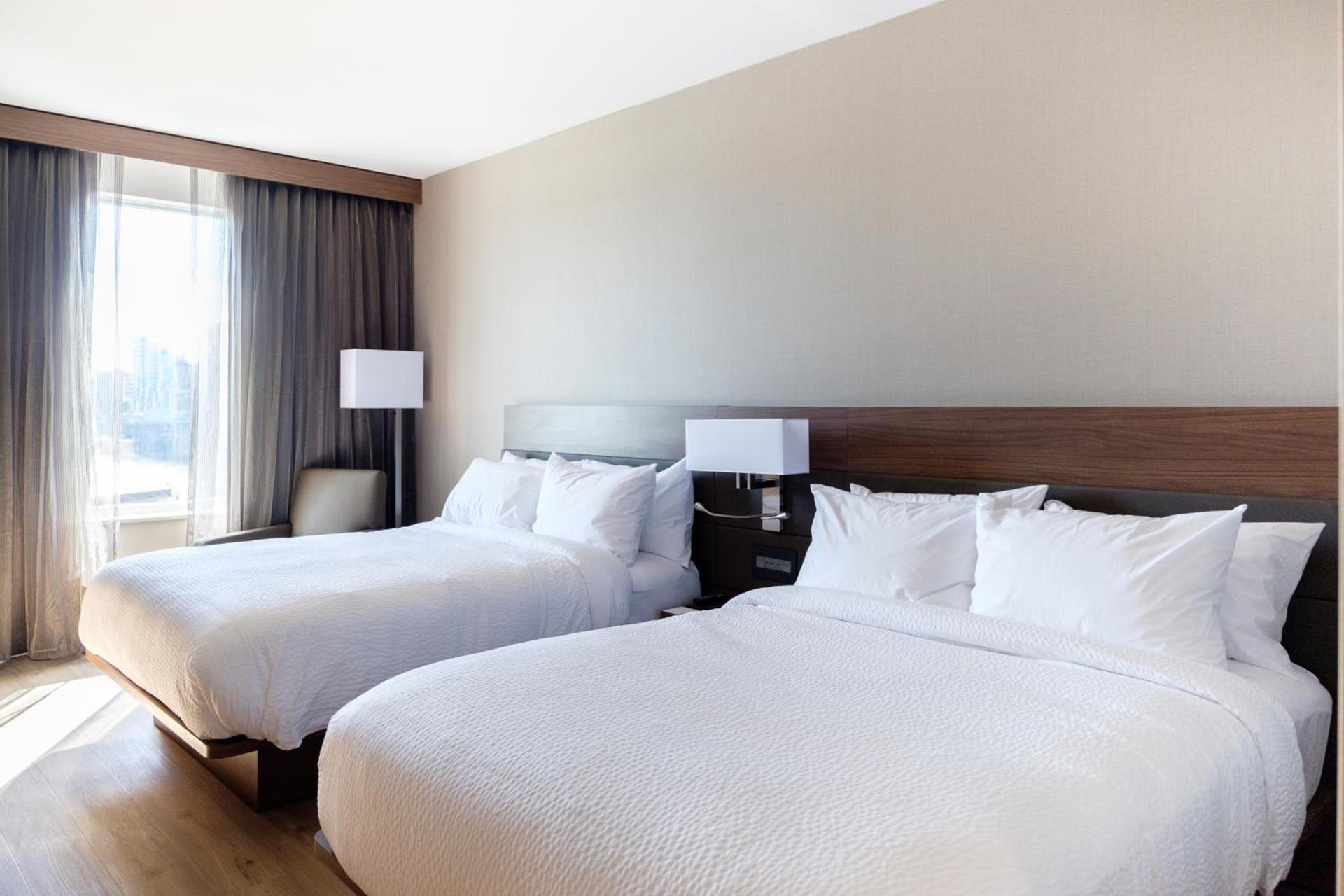 AC Hotel by Marriott Cincinnati at The Banks photo 61