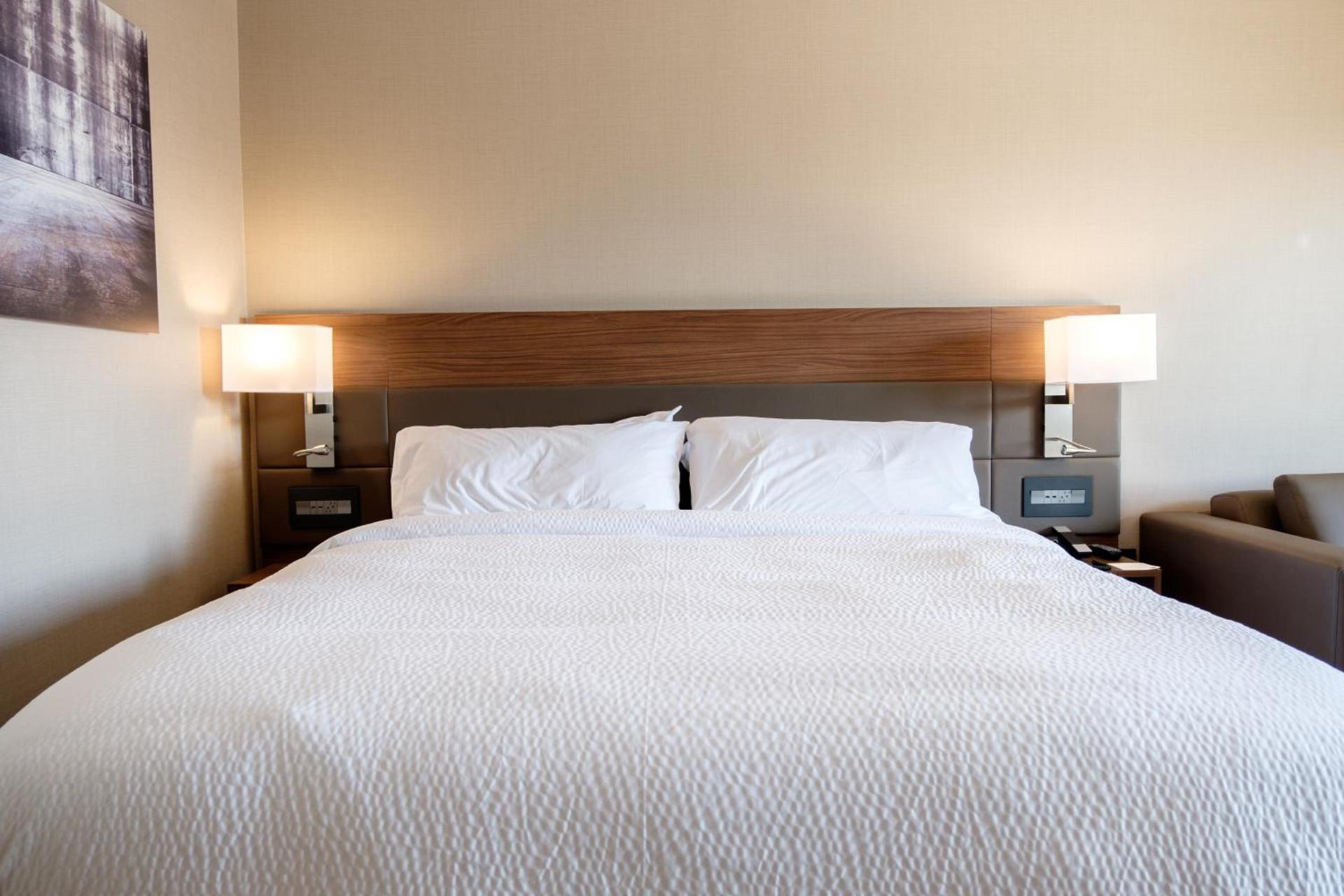 AC Hotel by Marriott Cincinnati at The Banks photo 55