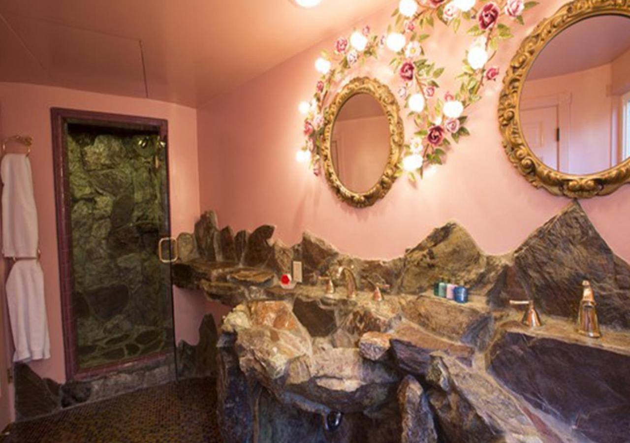 Madonna Inn photo 67