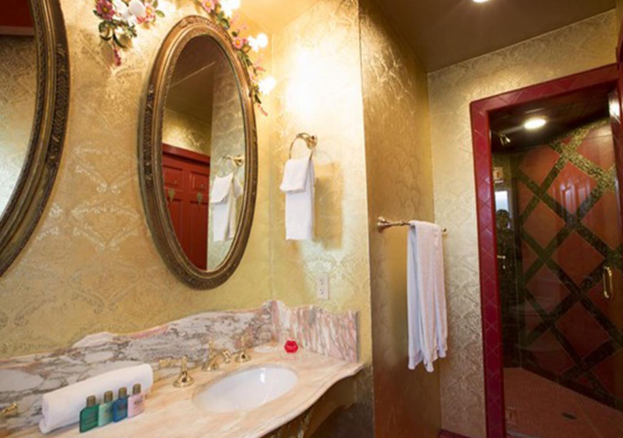 Madonna Inn photo 79